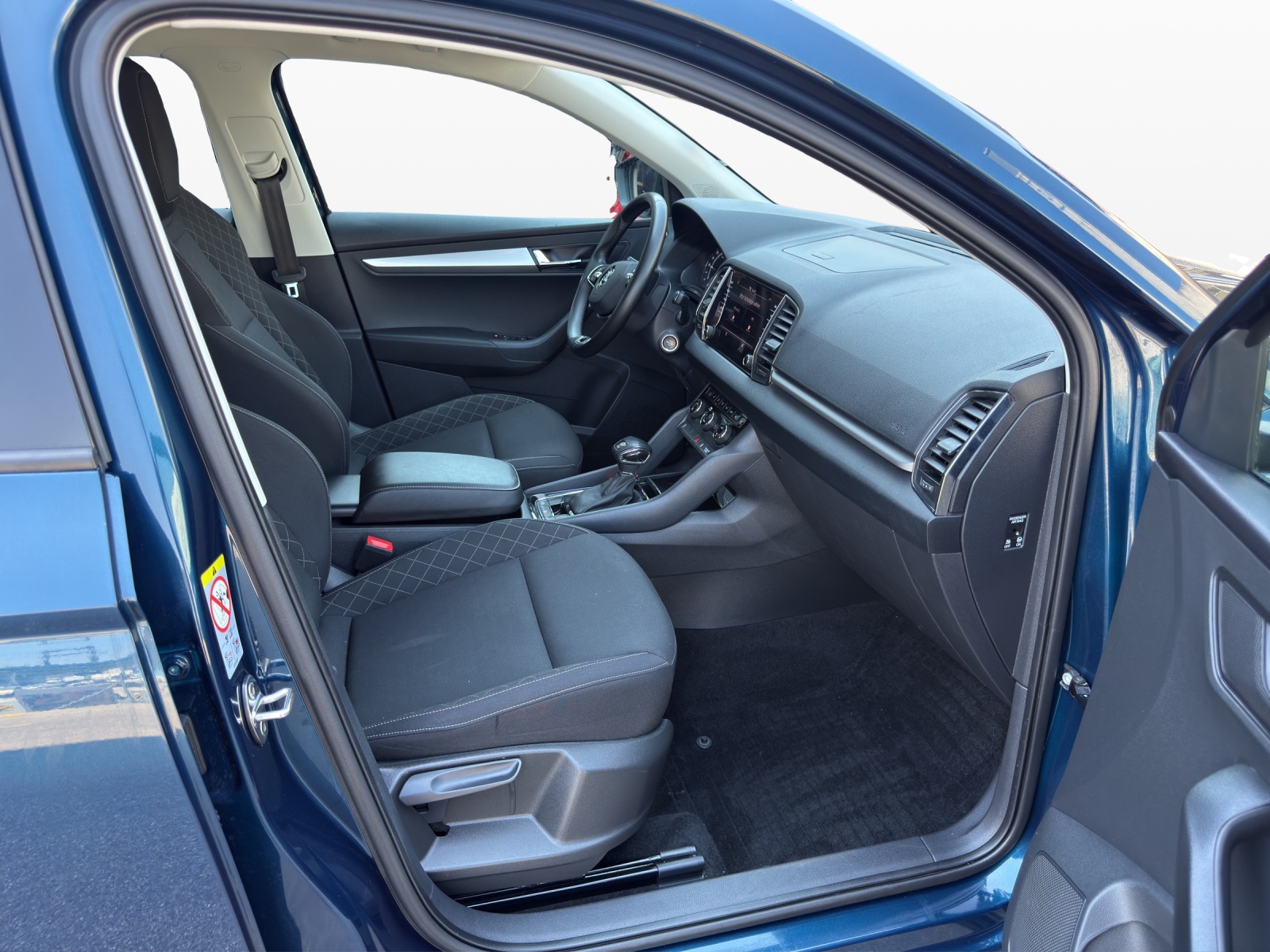 SKODA Karoq 2.0 TDI CR Ambition 4x4 DSG-image-15