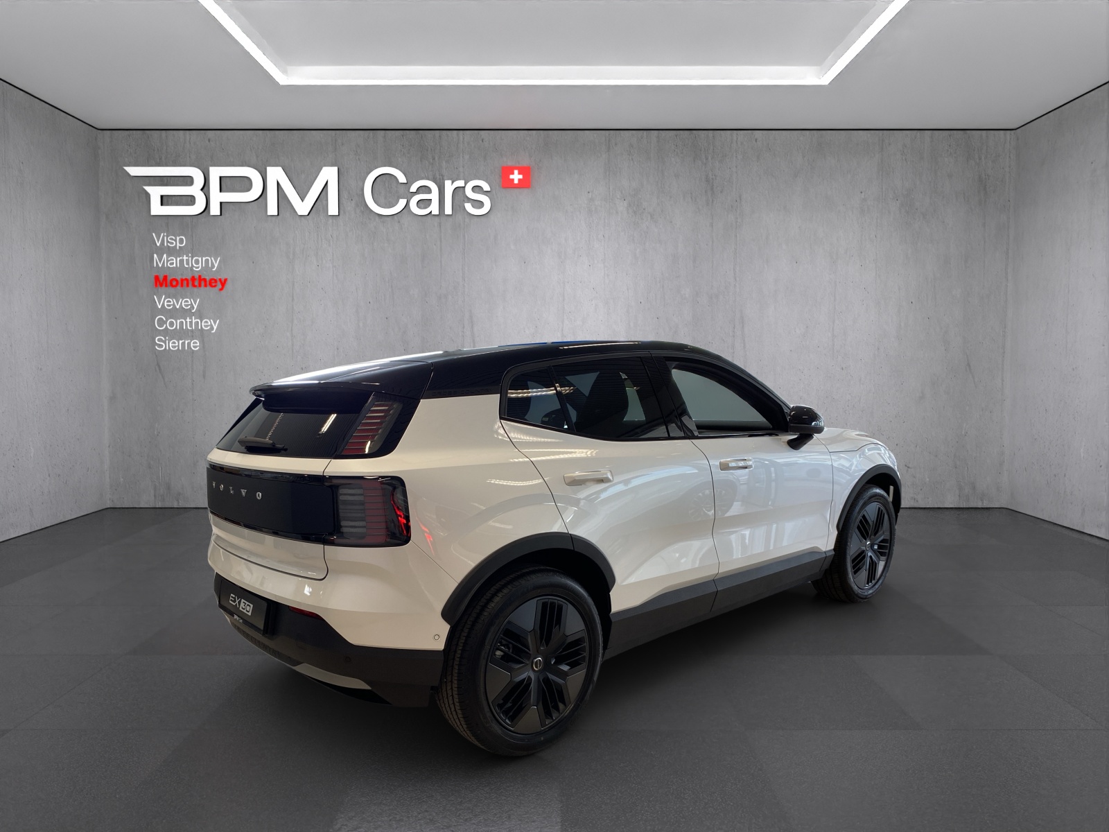 VOLVO EX30 Cross Country E60 69kWh Twin Performance AWD-image-6