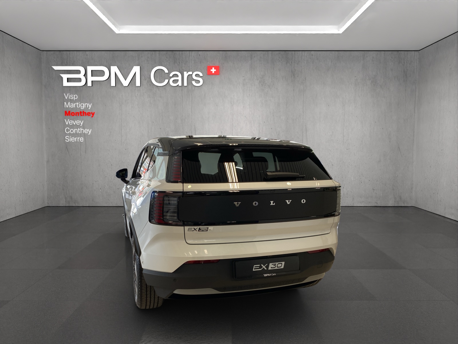 VOLVO EX30 Cross Country E60 69kWh Twin Performance AWD-image-5