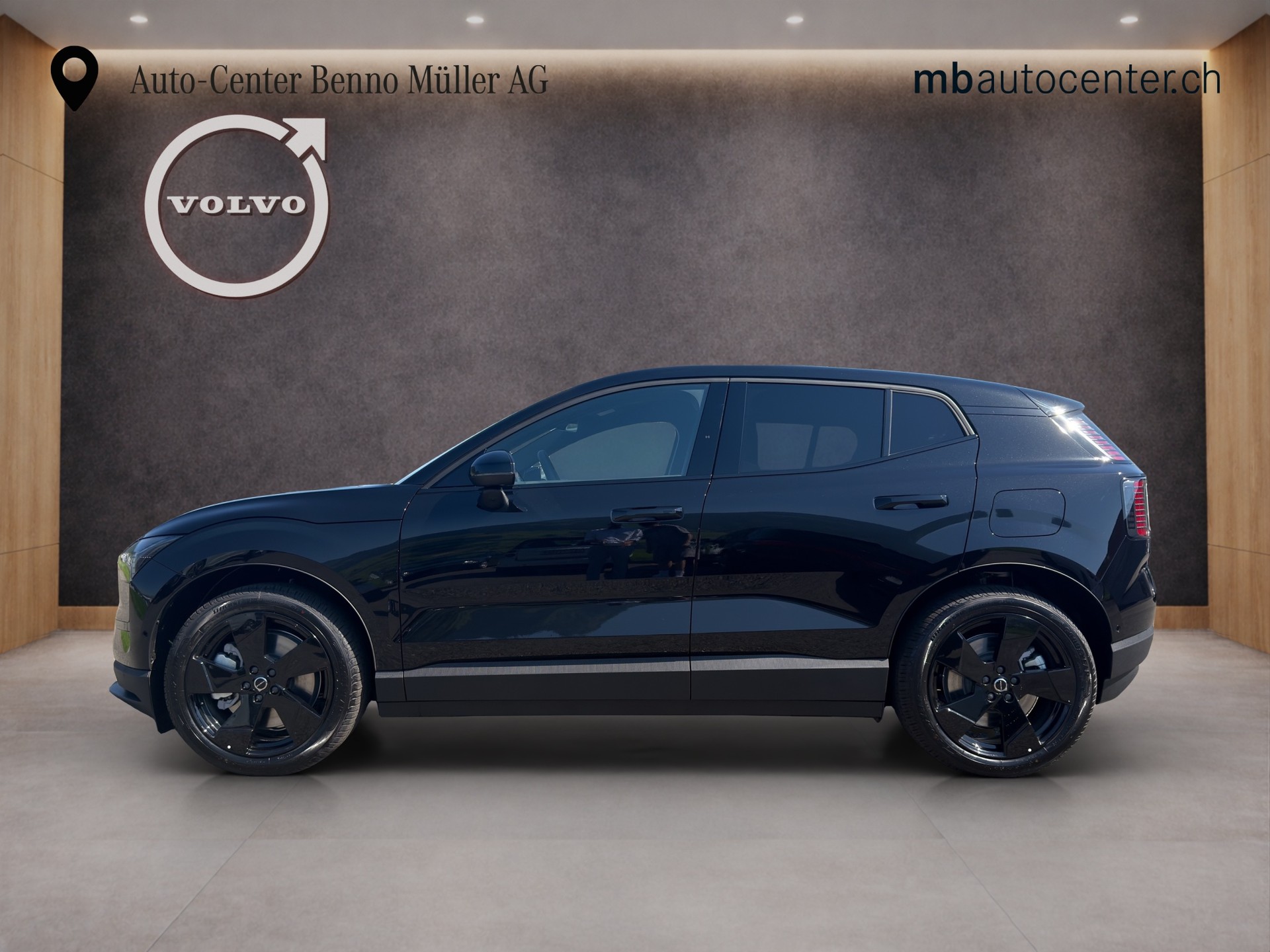 VOLVO EX30 E60 Twin Ultra Performance Sw. Black Ed. AWD-showroom-element-1