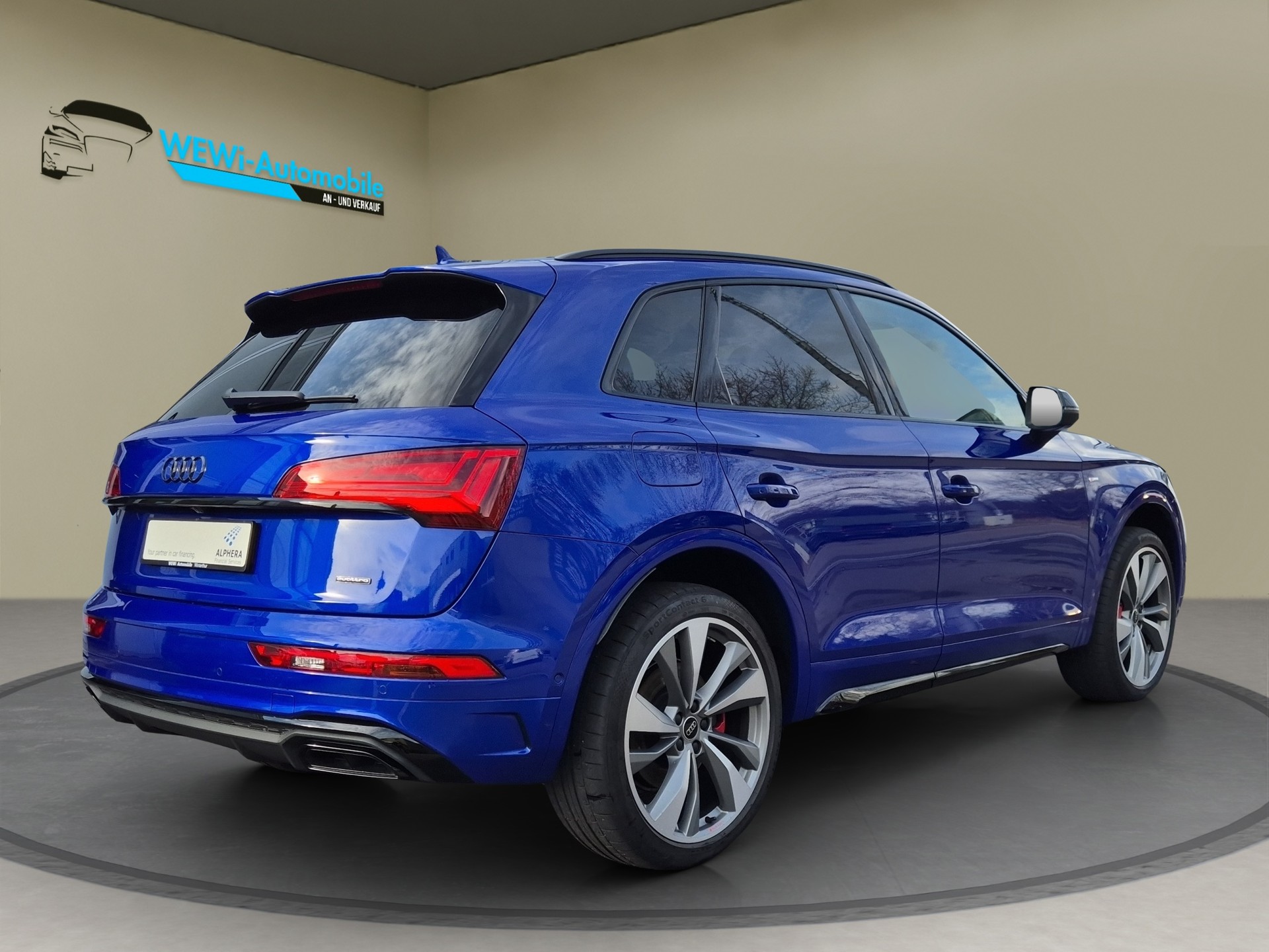 AUDI Q5 55 TFSI e PHEV S line quattro S-tronic-showroom-element-2