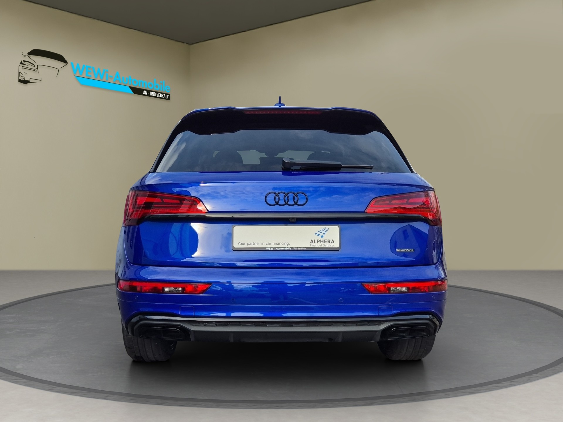 AUDI Q5 55 TFSI e PHEV S line quattro S-tronic-showroom-element-3