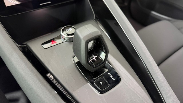 POLESTAR 2 Long Range Dual Motor Perfor-image-10