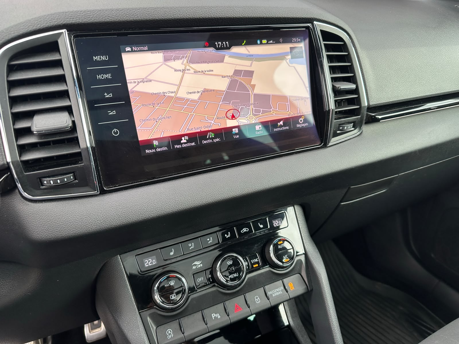SKODA Karoq 2.0 TSI SportLine 4x4 DSG-image-9