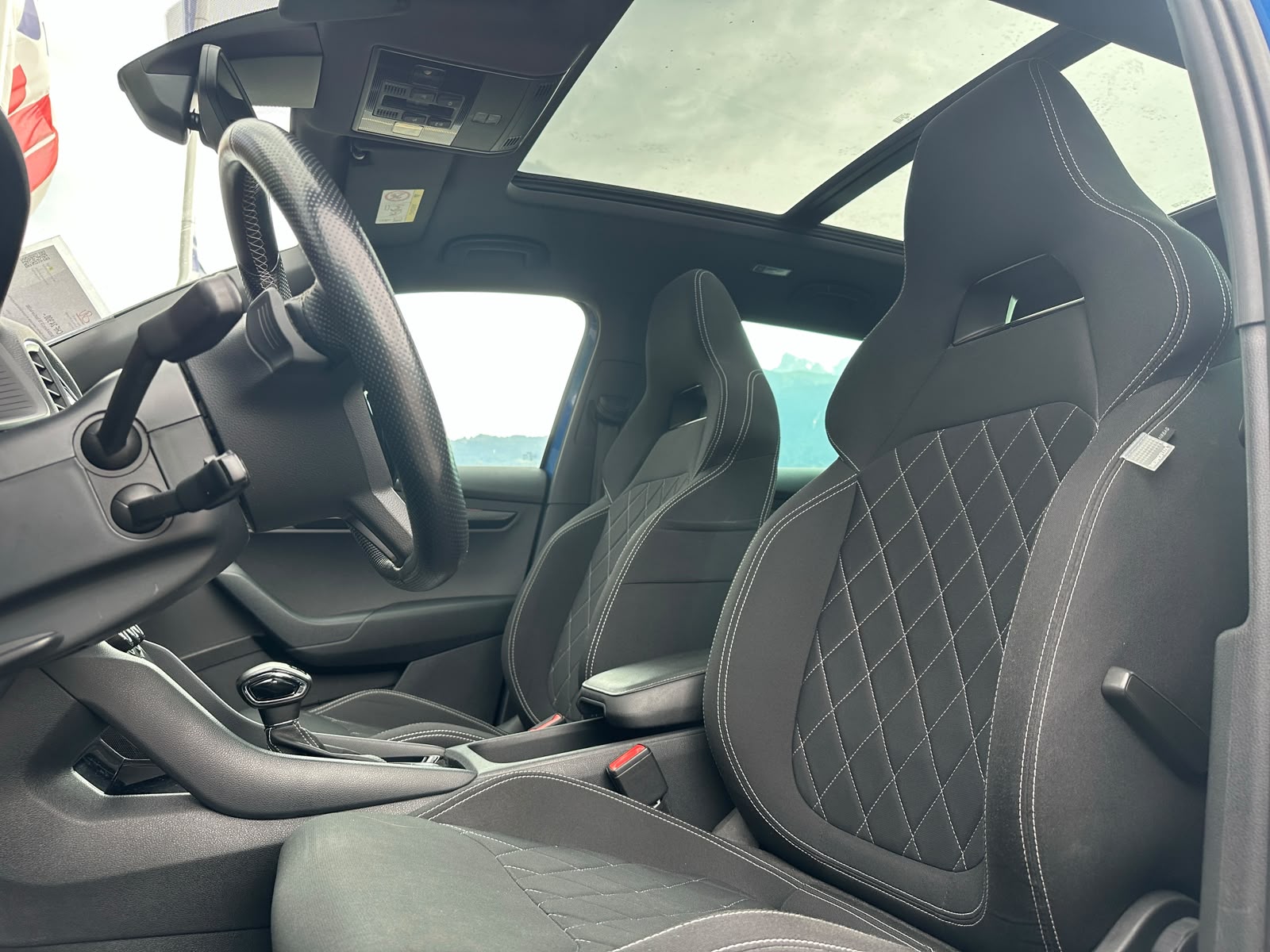 SKODA Karoq 2.0 TSI SportLine 4x4 DSG-image-10