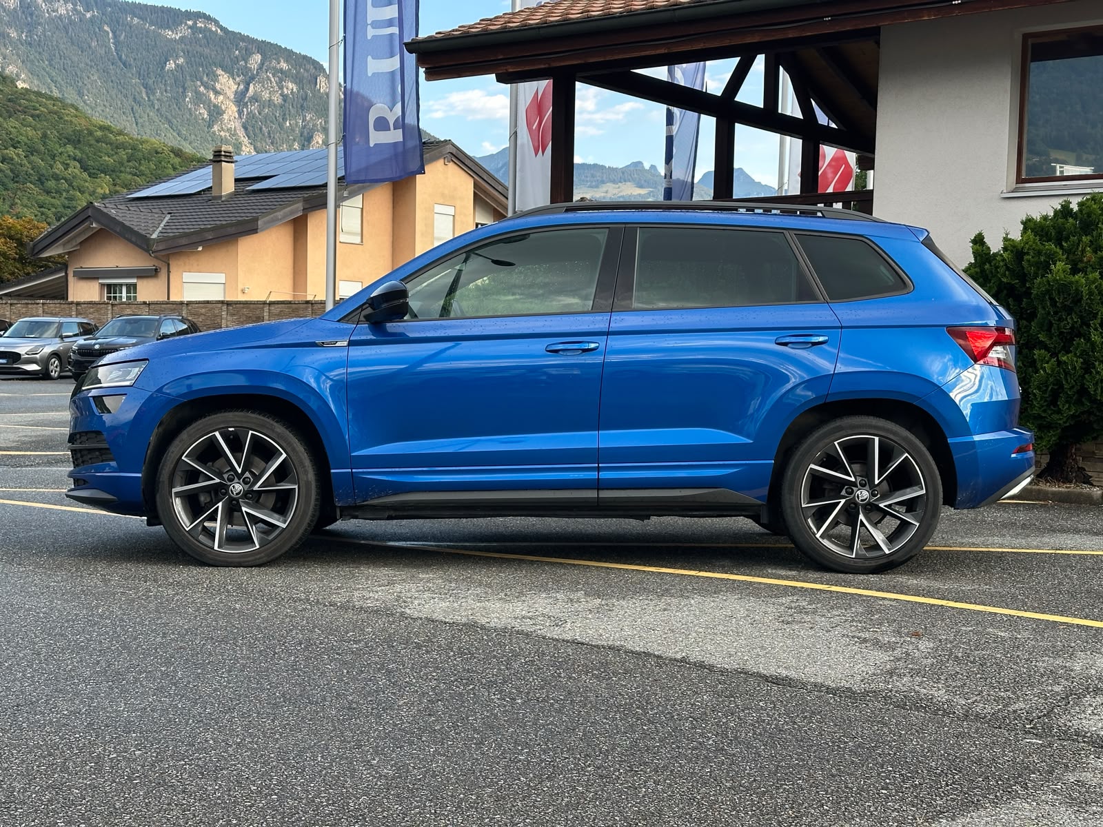 SKODA Karoq 2.0 TSI SportLine 4x4 DSG-image-1