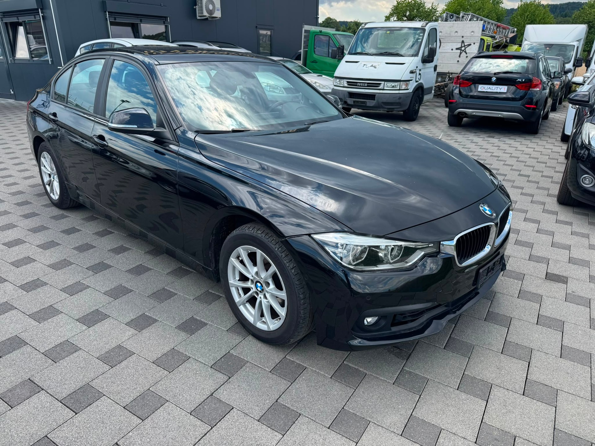 BMW 318i Business Steptronic