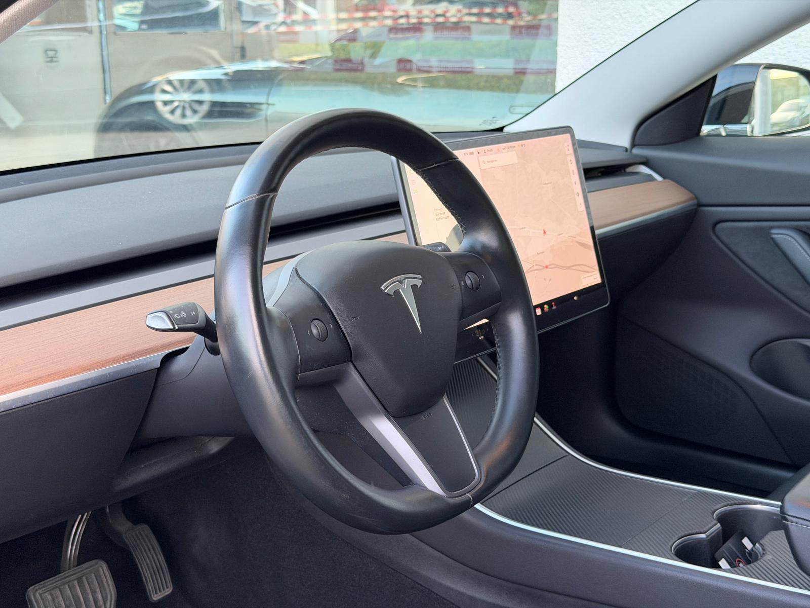 TESLA Model 3 Long Range Dual Motor AWD-image-6