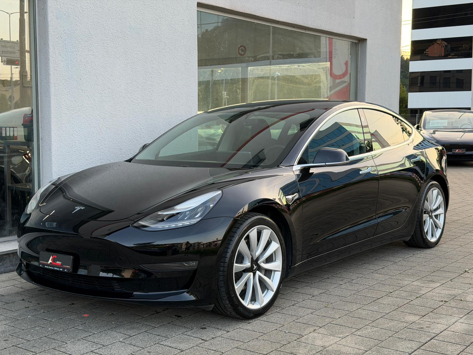 TESLA Model 3 Long Range Dual Motor AWD
