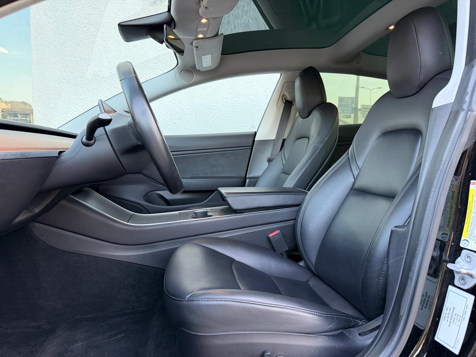 TESLA Model 3 Long Range Dual Motor AWD-image-7