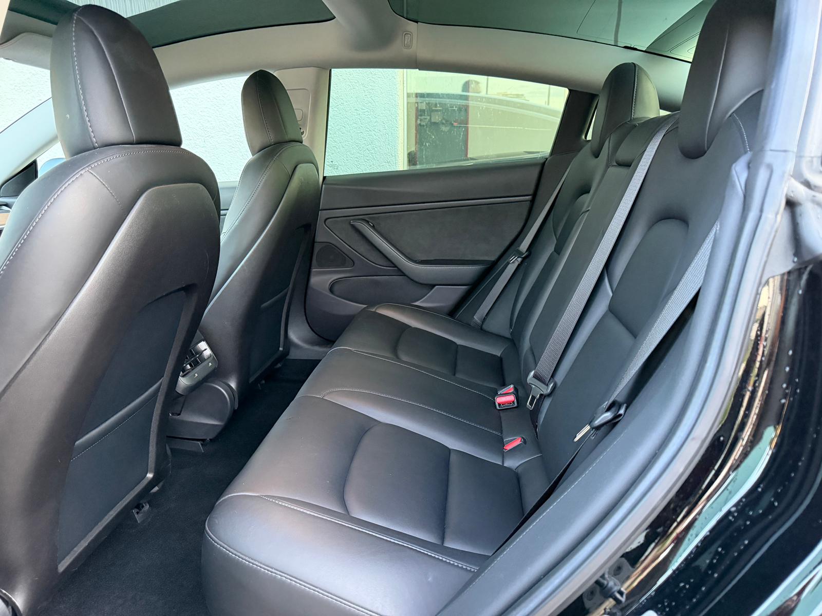 TESLA Model 3 Long Range Dual Motor AWD-image-9