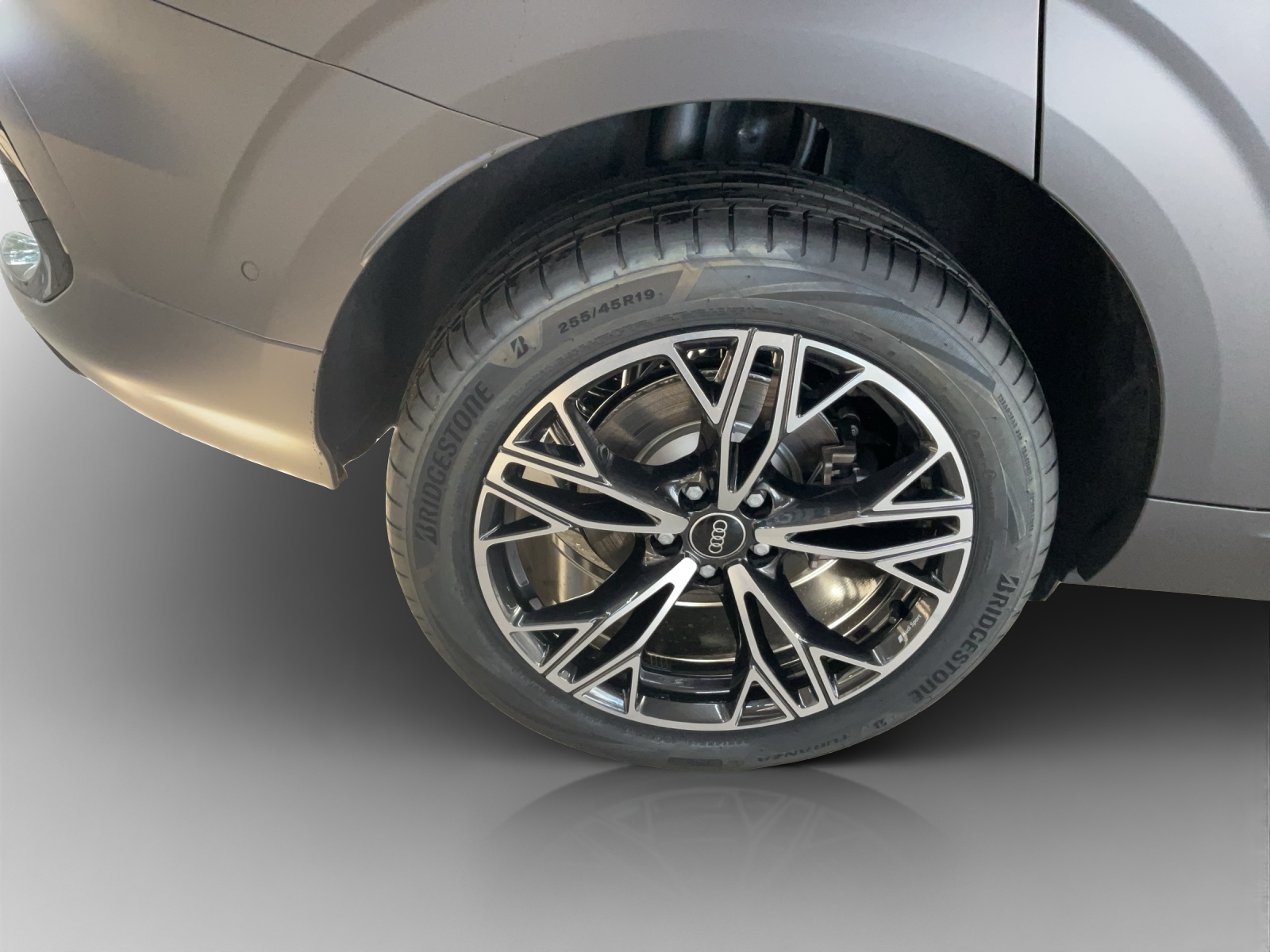 AUDI Q3 Sportback e-hybrid 200 kW S tronig-image-13