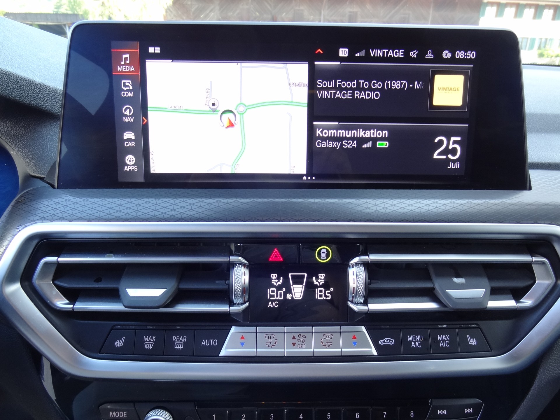BMW X3 xDrive 30i M Sport-image-15