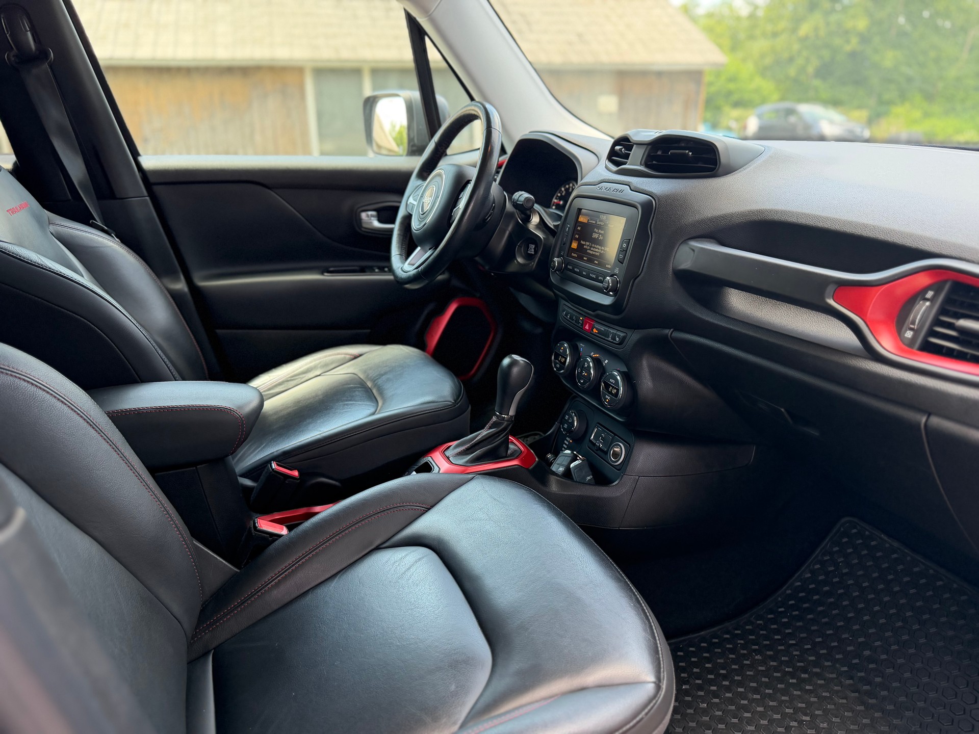 JEEP Renegade 2.0 CRD Trailhawk AWD + Low Range 9ATX-image-6