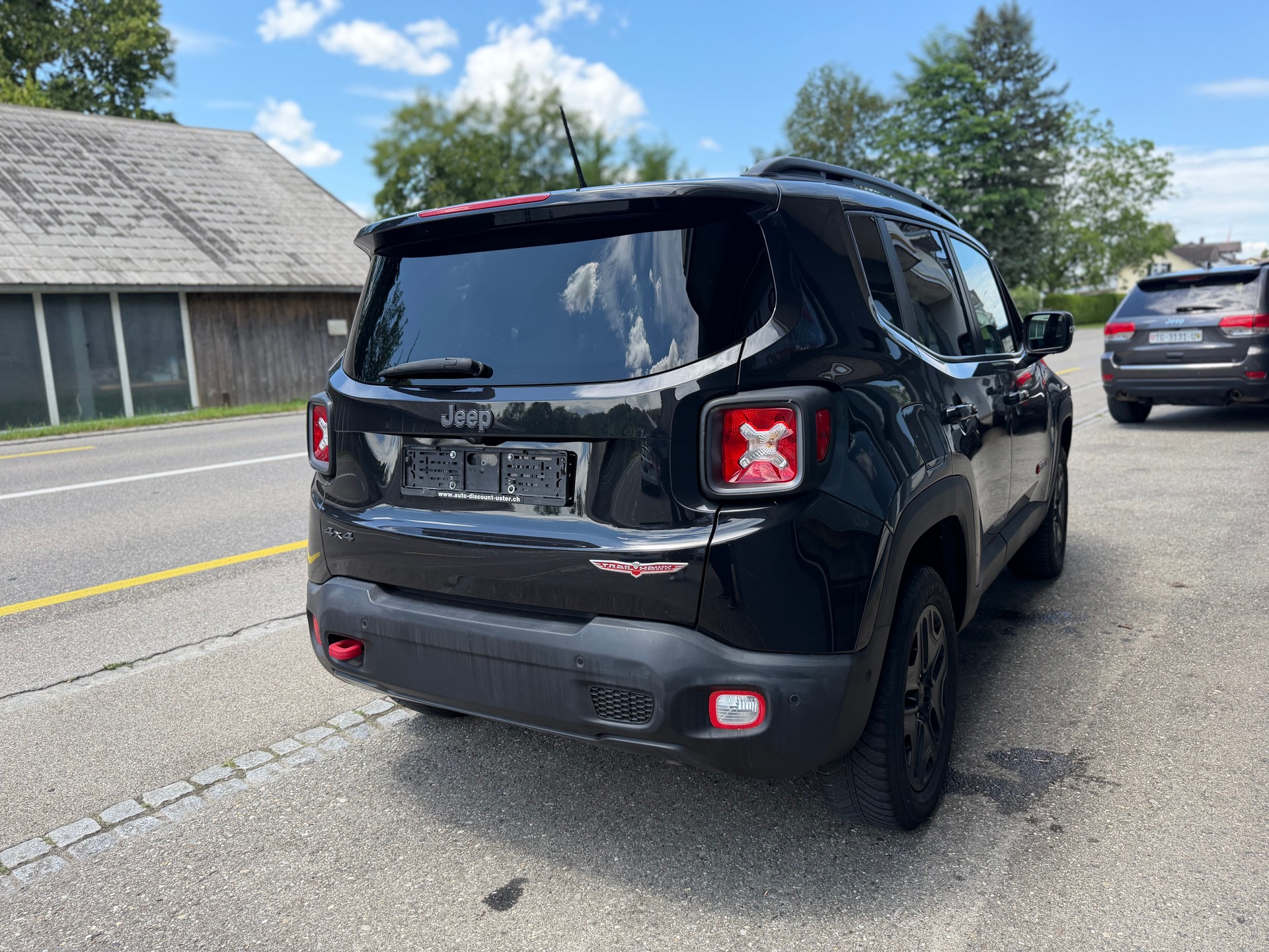 JEEP Renegade 2.0 CRD Trailhawk AWD + Low Range 9ATX-image-2