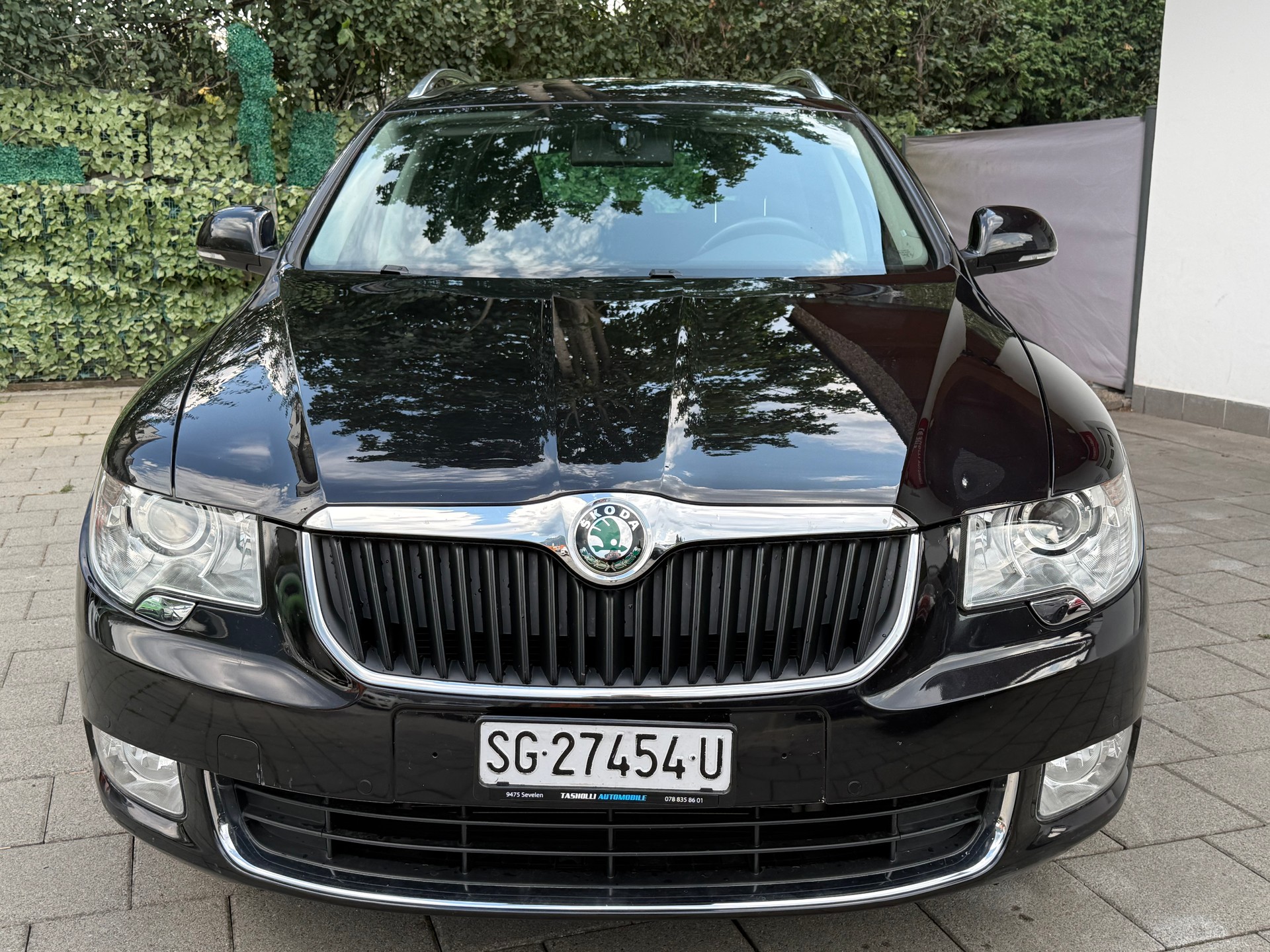 SKODA Superb Combi 2.0 TDi Elegance 4x4 DSG-image-1