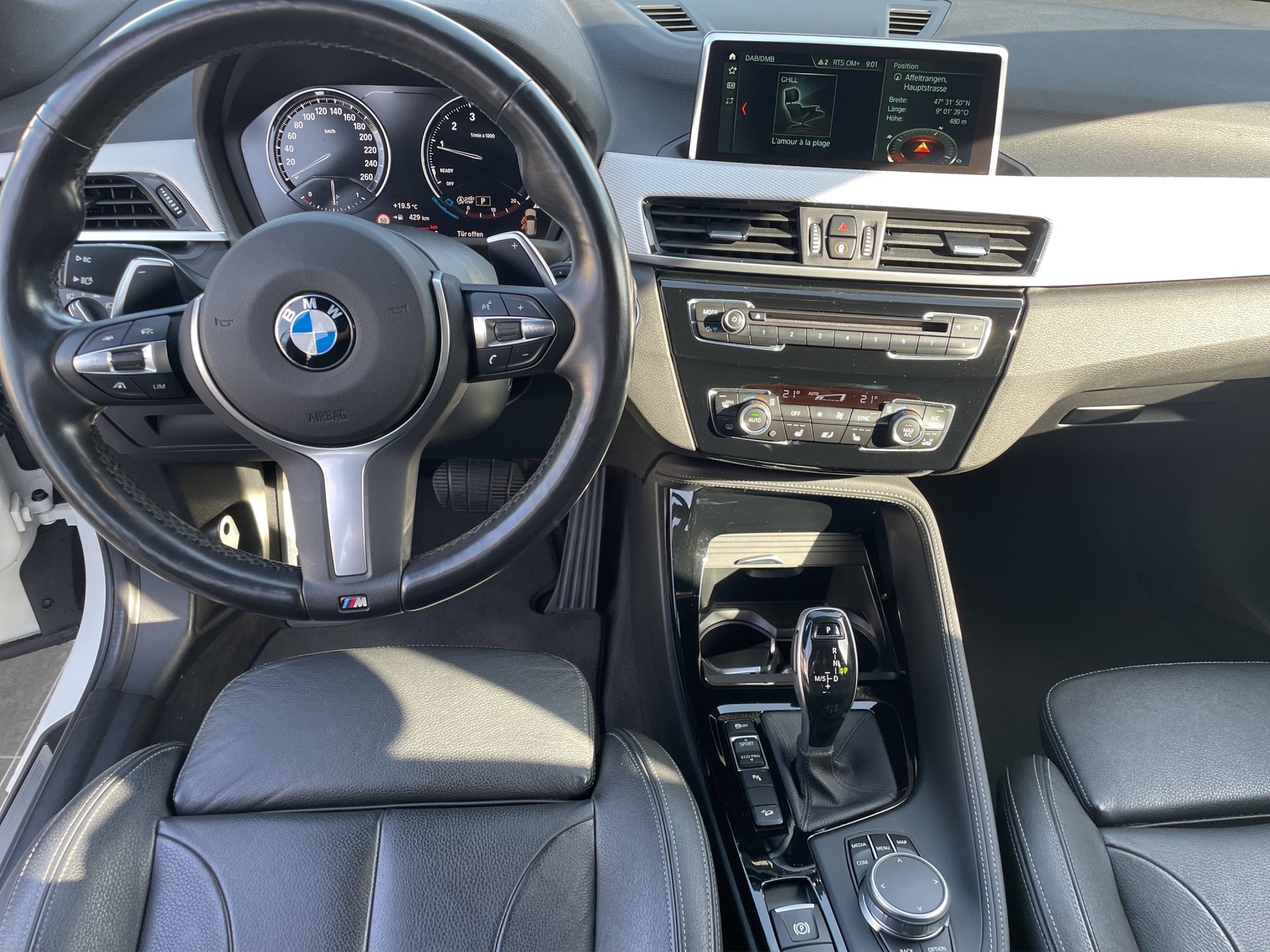 BMW X1 xDrive 20i M Sport Steptronic-image-9