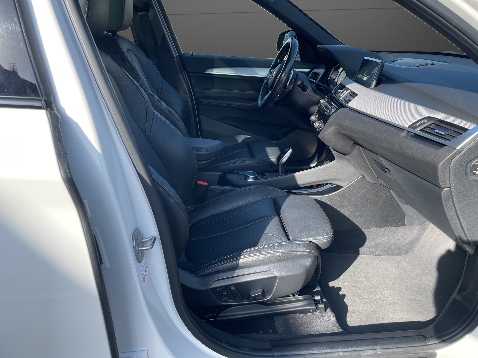 BMW X1 xDrive 20i M Sport Steptronic-image-14