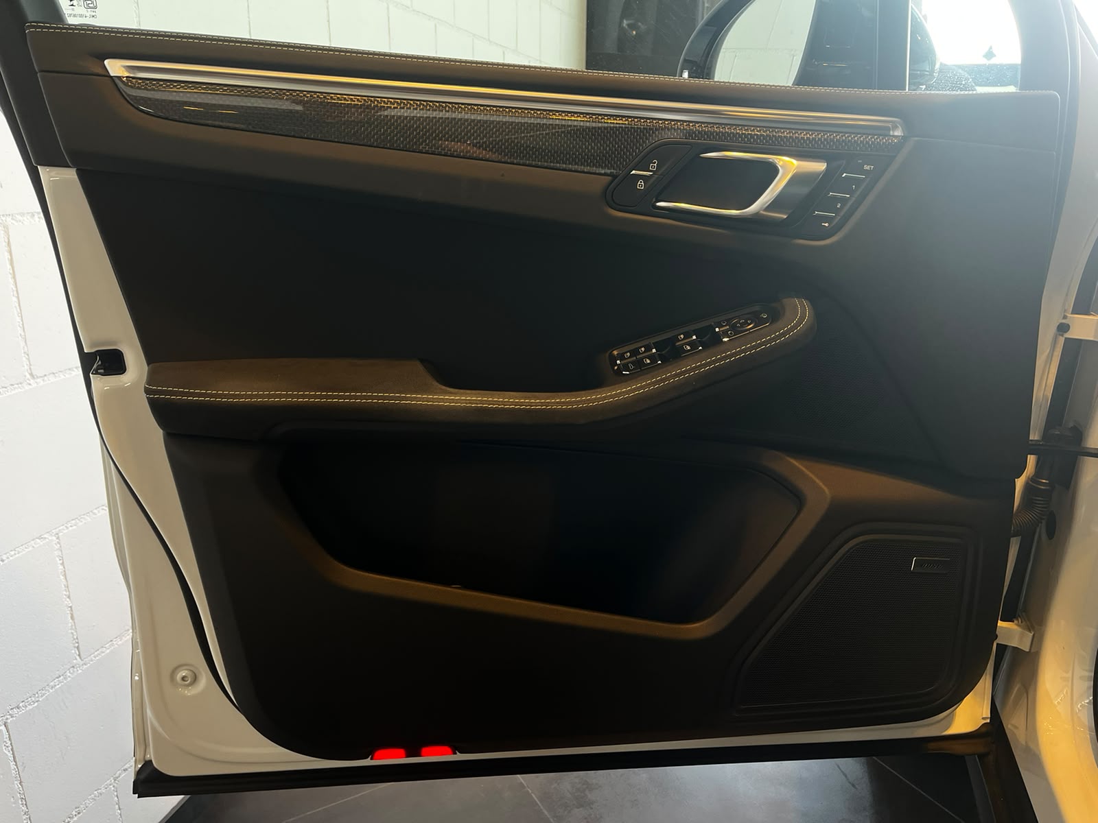 PORSCHE Macan GTS PDK-image-24