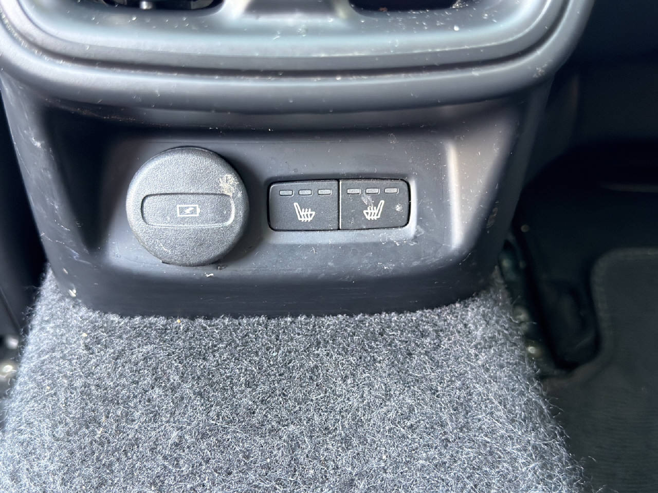 POLESTAR 2 Long Range Dual Motor-image-11