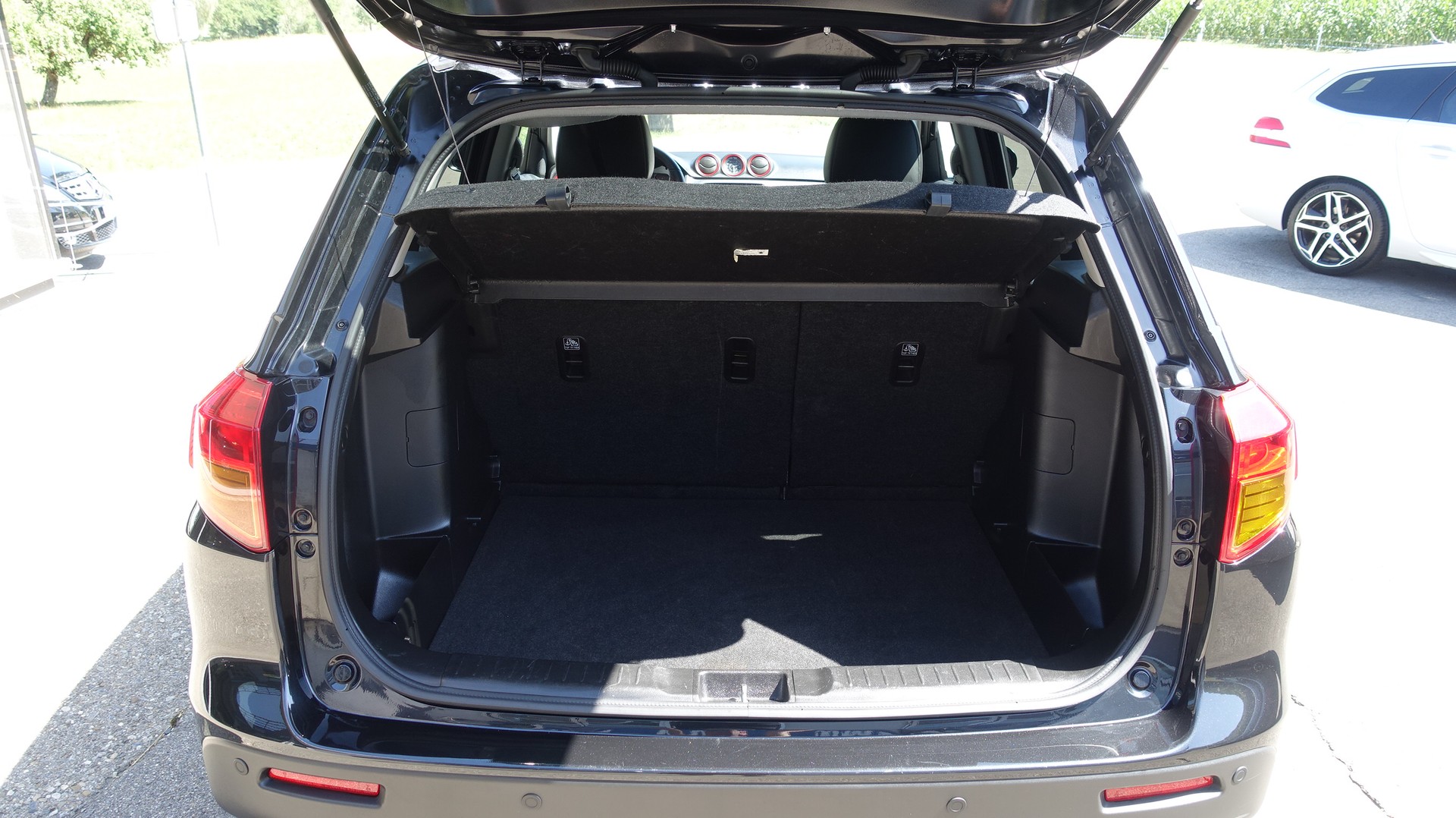 SUZUKI Vitara 1.4 Boosterjet Piz Sulai Top Automatic-image-14