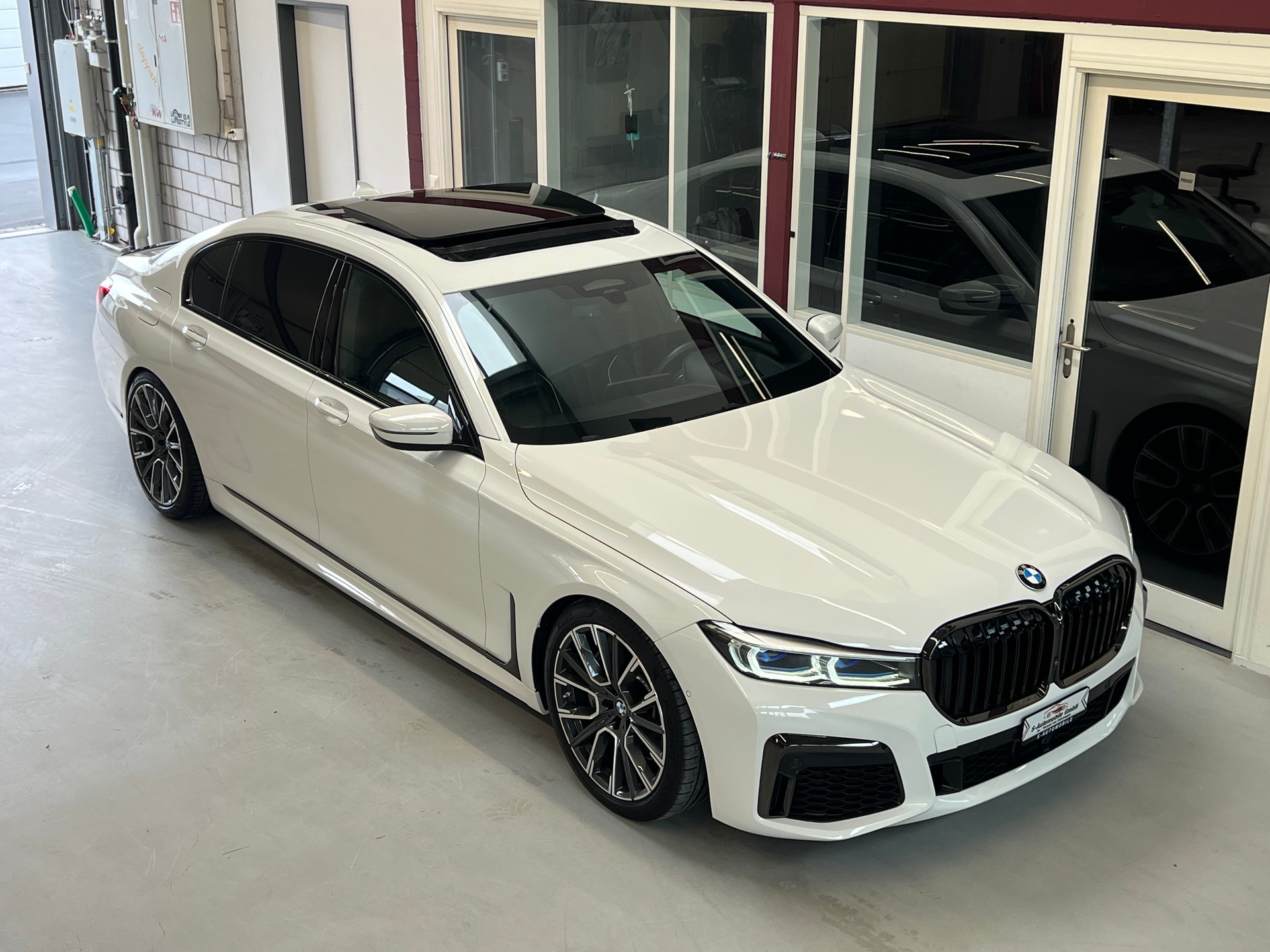 BMW 750Li xDrive Steptronic