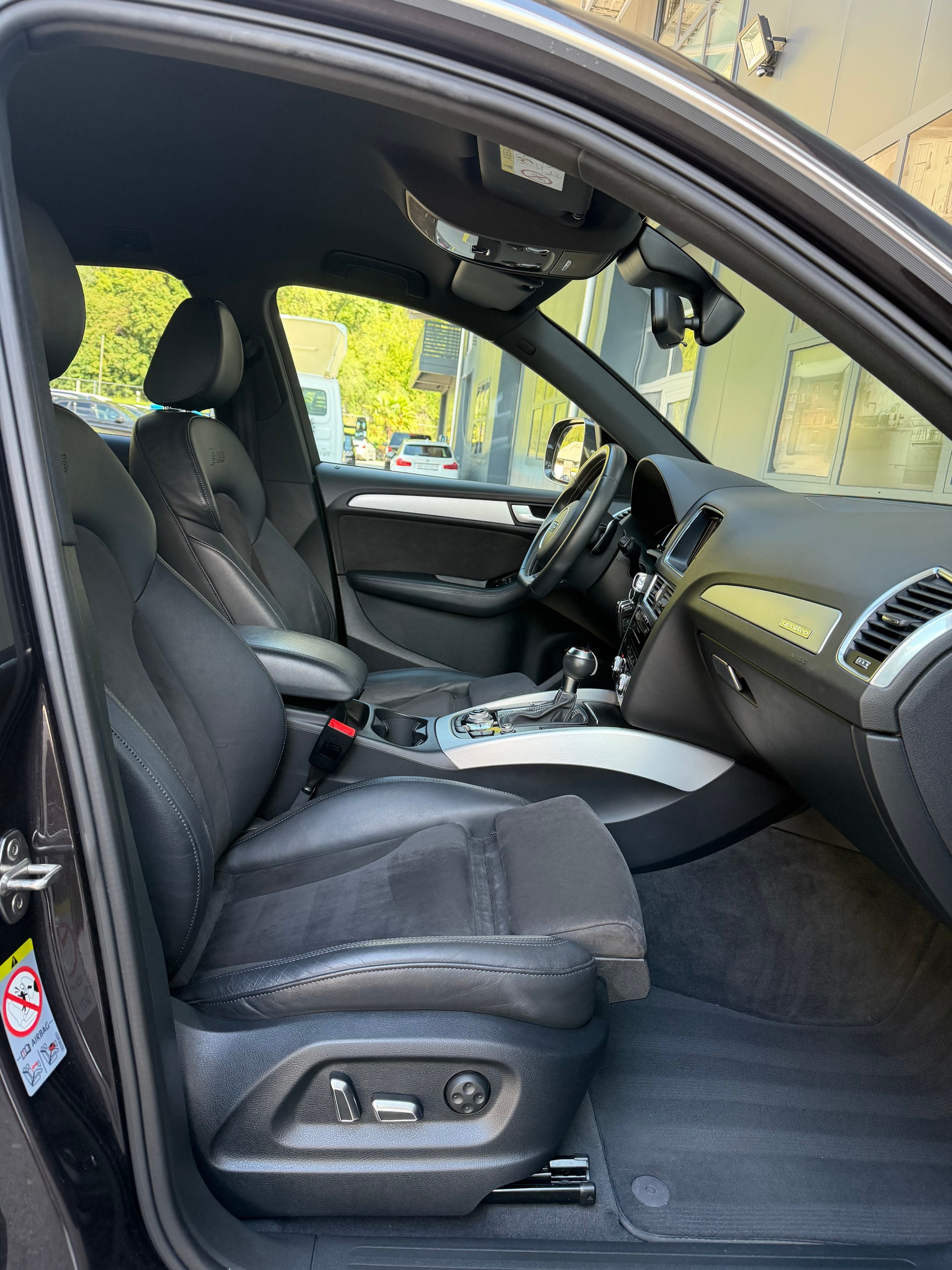 AUDI SQ5 3.0 TDI quattro tiptronic-image-10