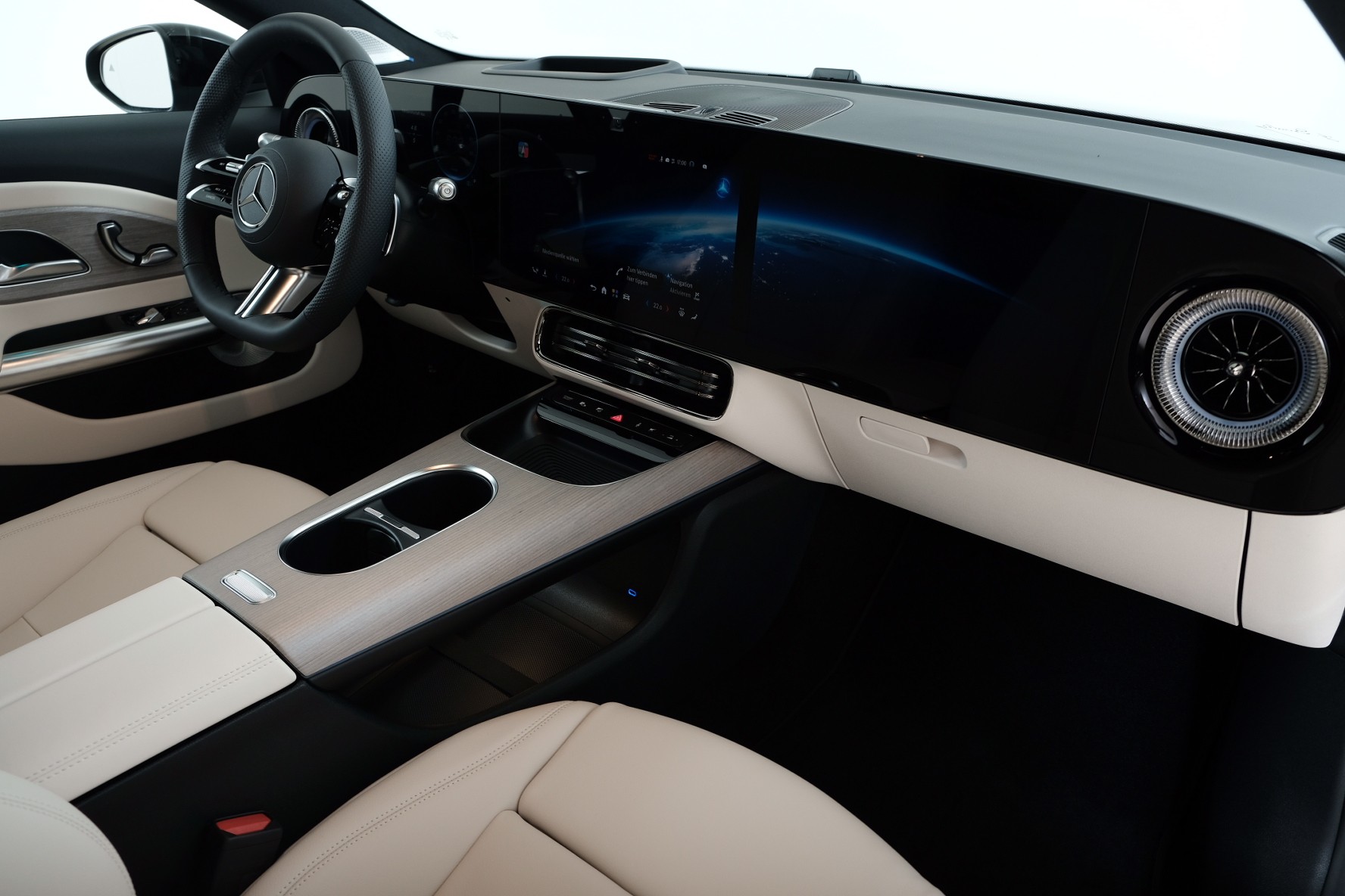 MERCEDES-BENZ CLA 350 AMG Line 4Matic C174-image-5