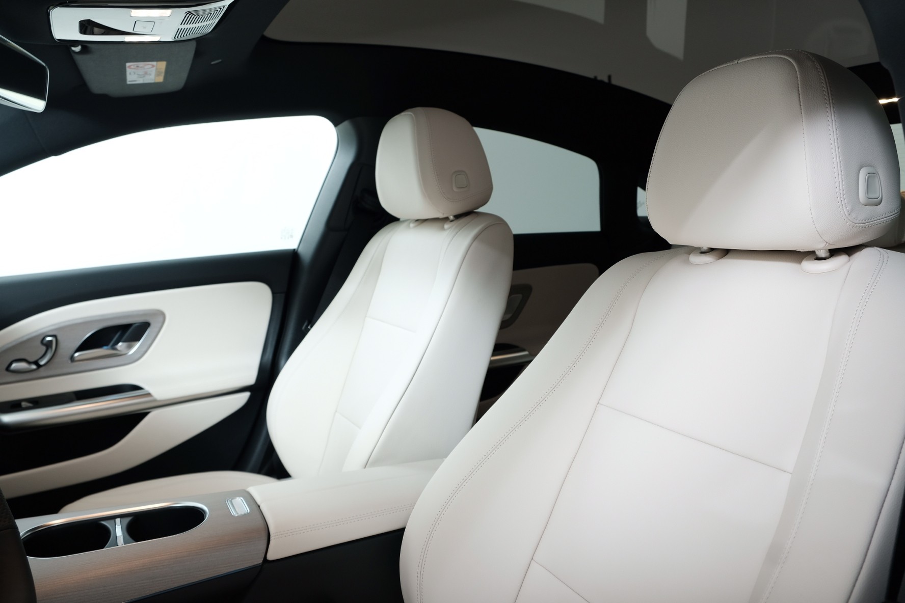 MERCEDES-BENZ CLA 350 AMG Line 4Matic C174-image-9