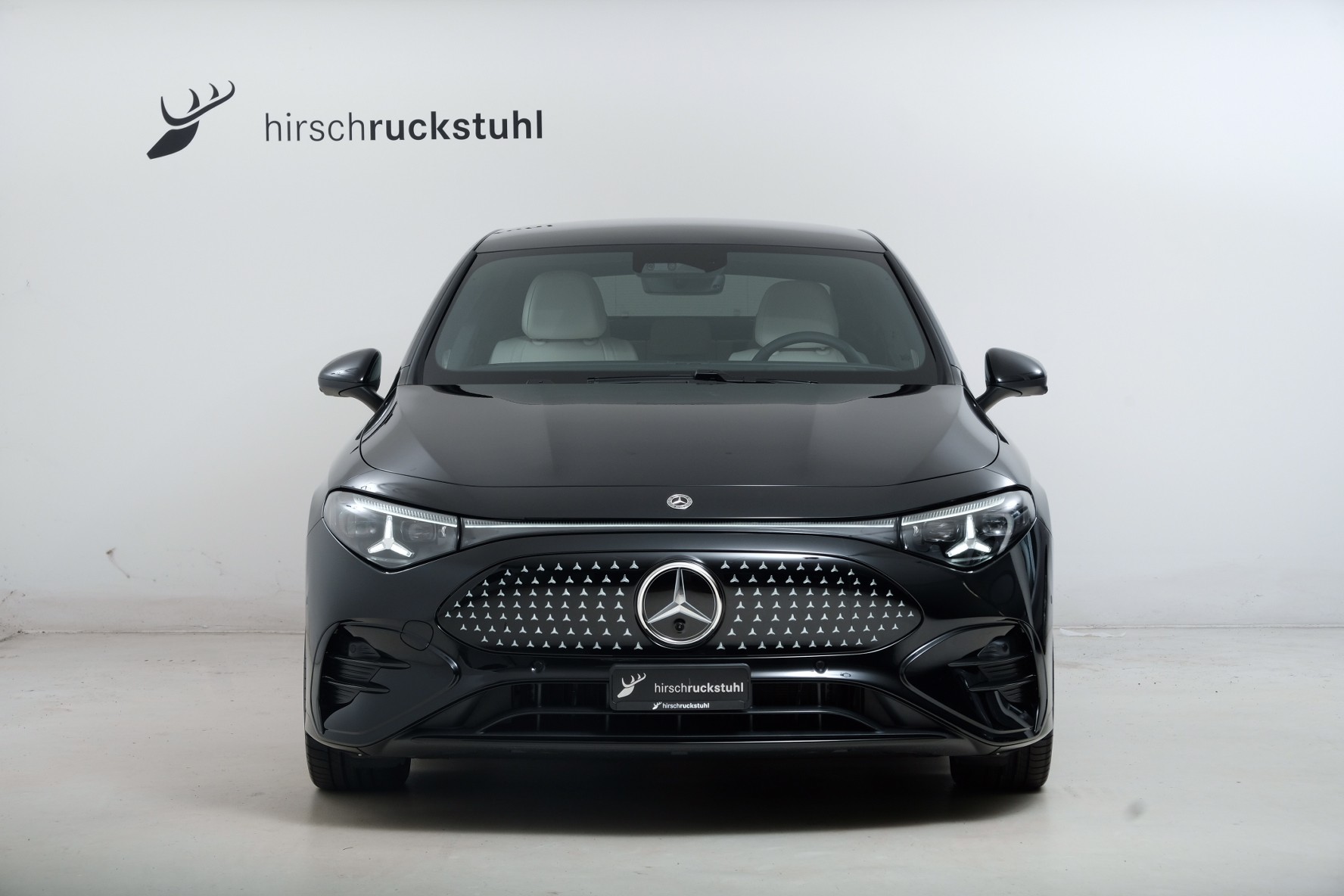 MERCEDES-BENZ CLA 350 AMG Line 4Matic C174-showroom-element-1