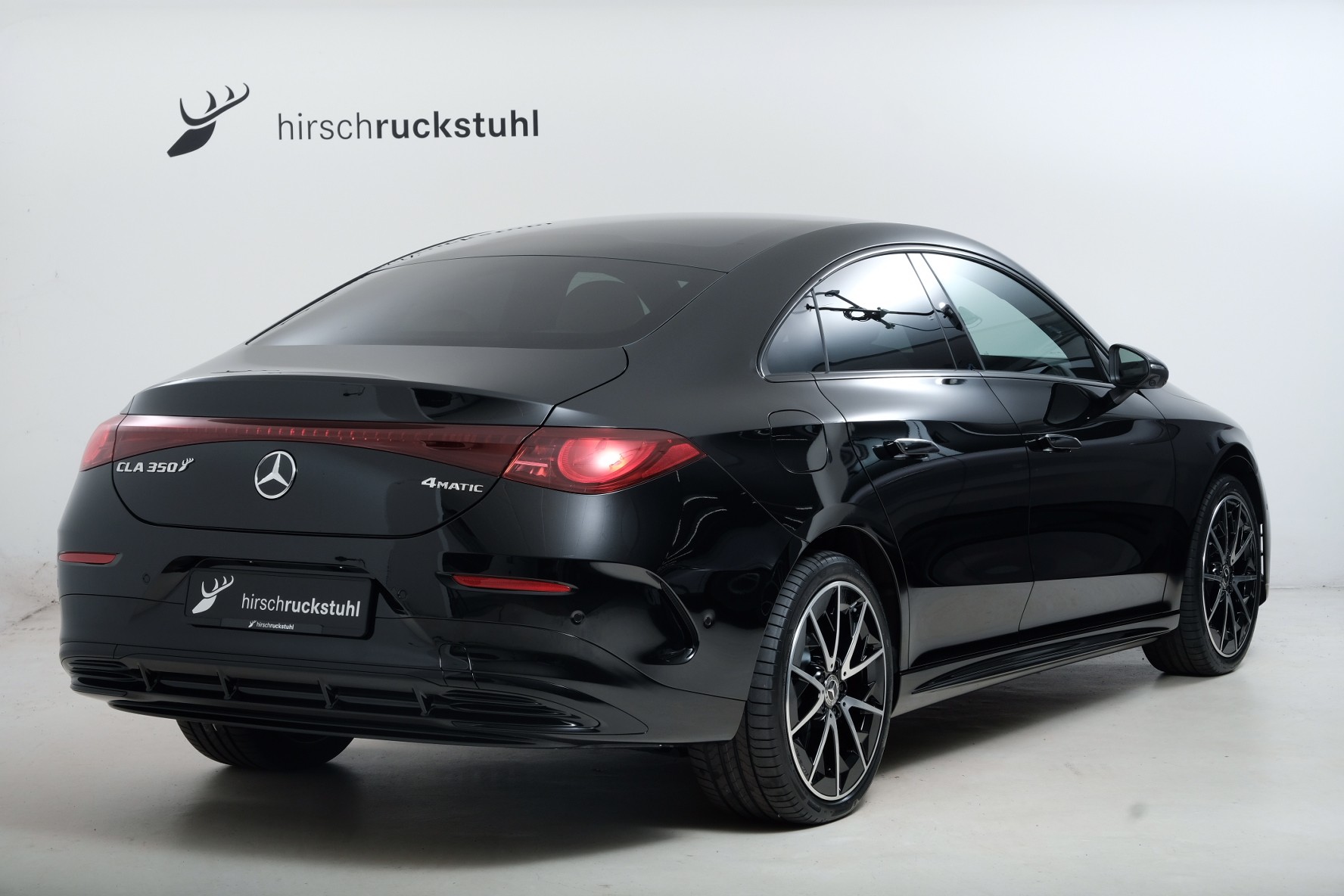 MERCEDES-BENZ CLA 350 AMG Line 4Matic C174-showroom-element-3