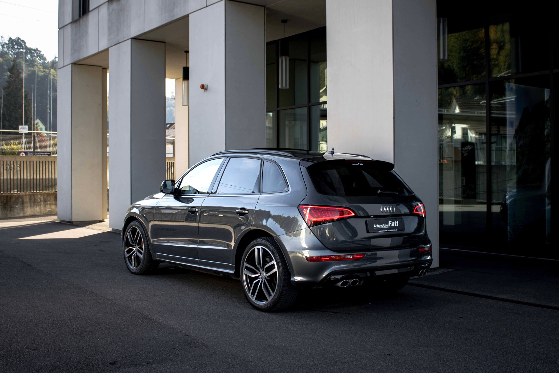 AUDI SQ5 3.0 TDI plus quattro tiptronic Vollausst.-image-1