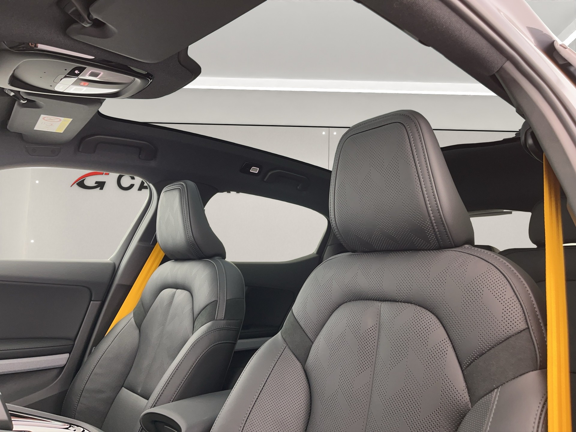 POLESTAR 2 Long Range Dual Motor Performance Prime-image-16