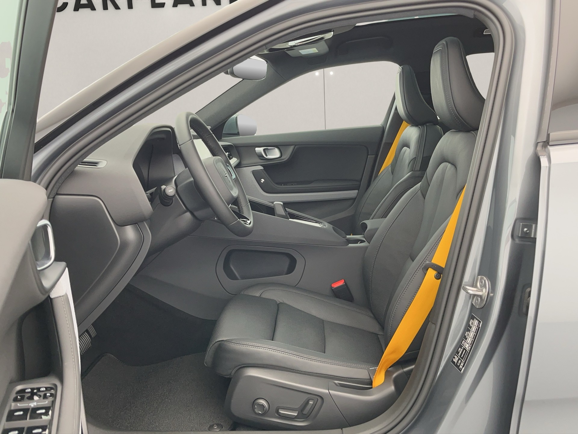 POLESTAR 2 Long Range Dual Motor Performance Prime-image-7