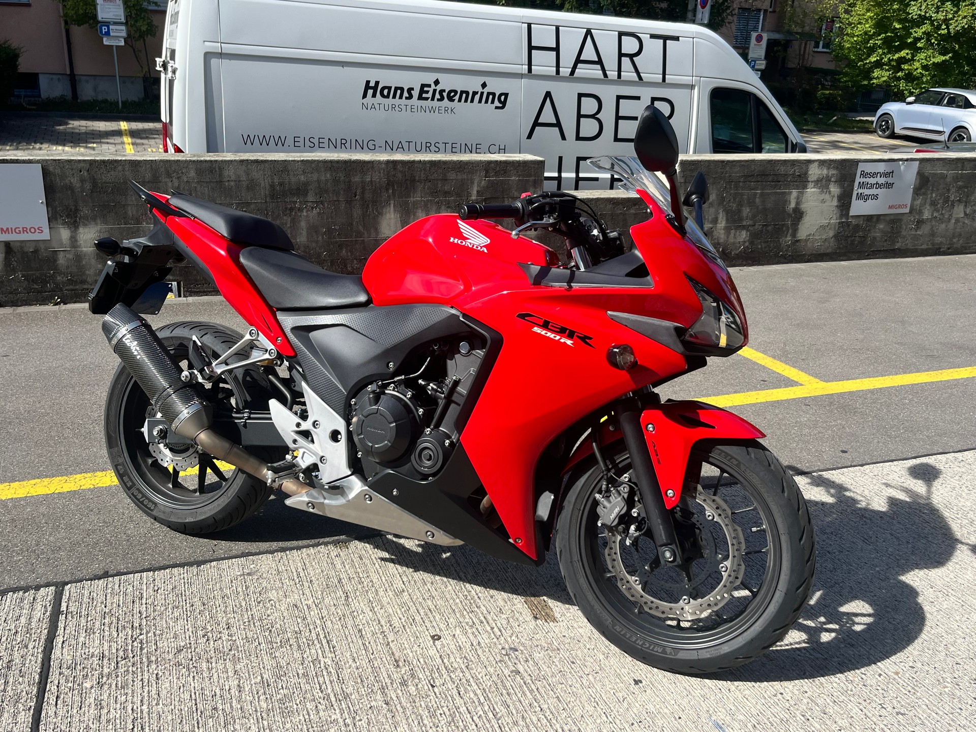 HONDA CBR 500 RA ABS-image-4