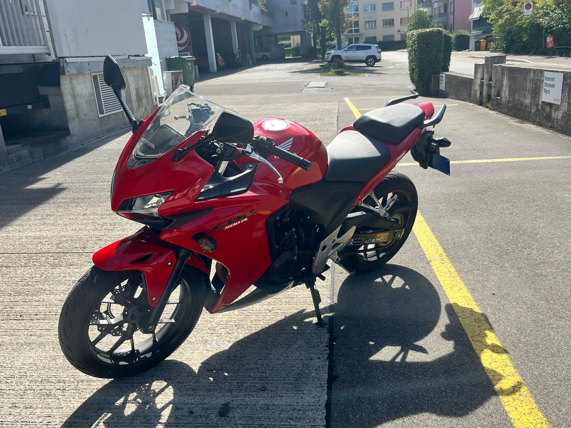 HONDA CBR 500 RA ABS-image-1