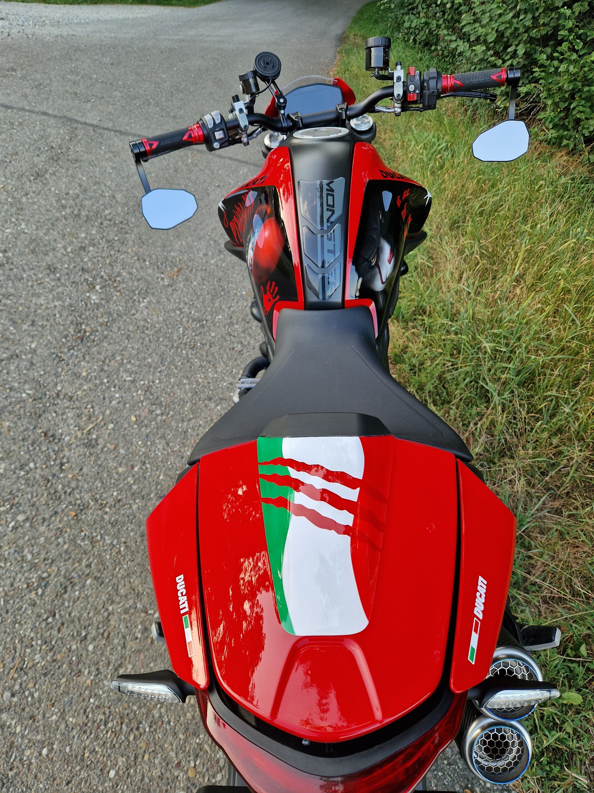 DUCATI MONSTER 937-image-1