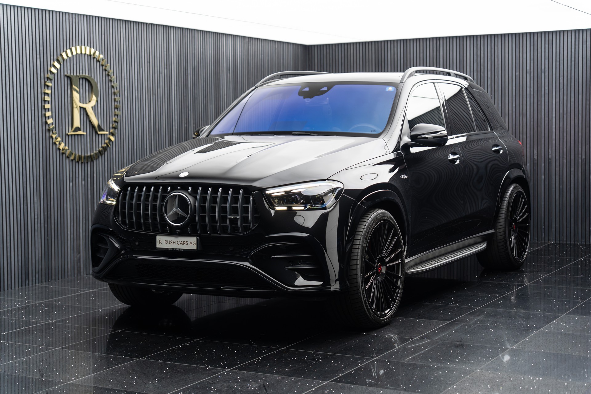 MERCEDES-BENZ GLE 53 AMG 4Matic+ 9G-Speedshift 7-Plätzer