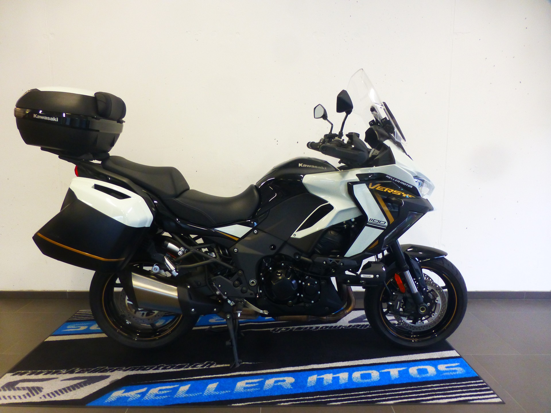 KAWASAKI Versys 1100 S Grand Tourer-image-0