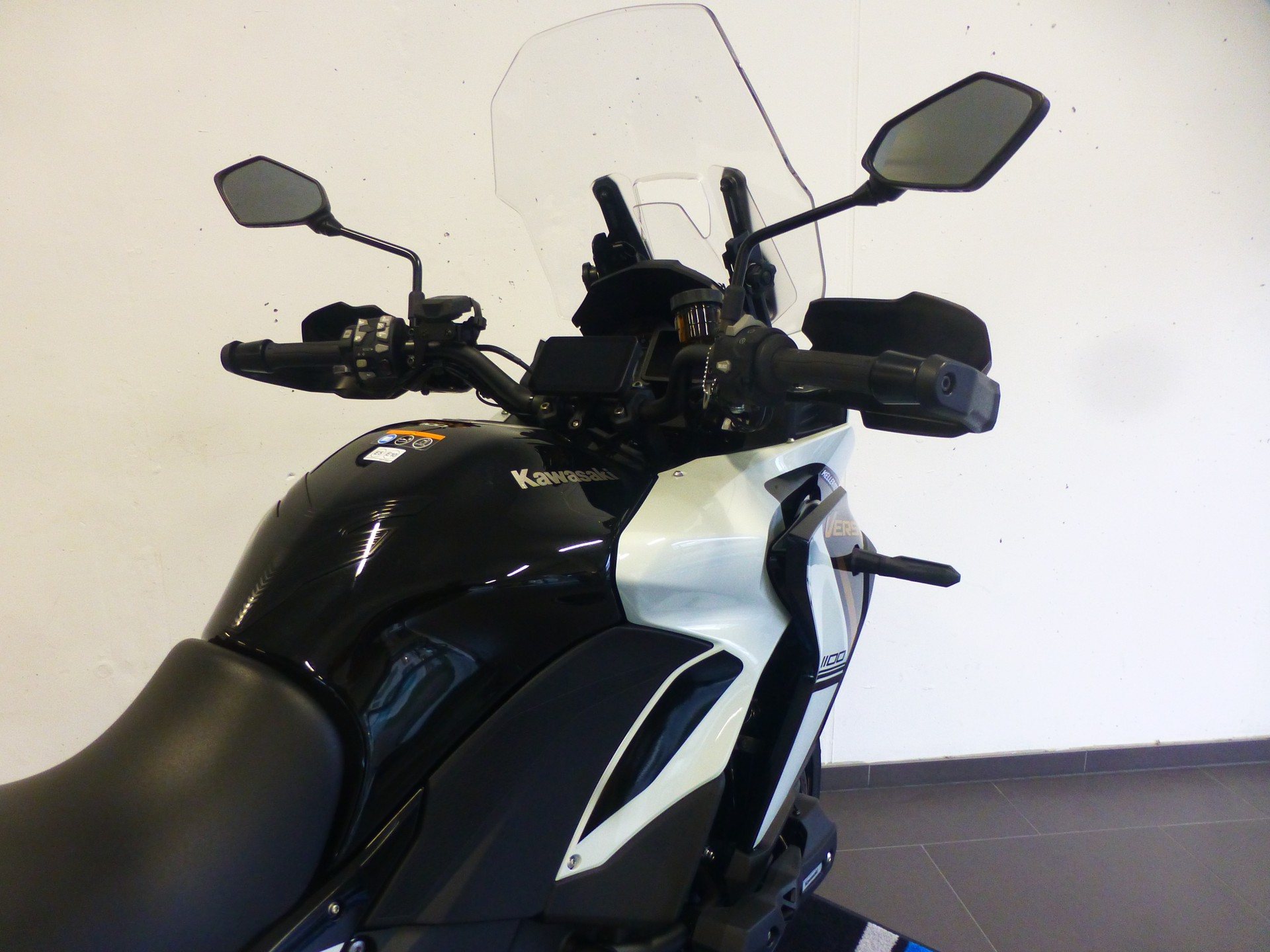 KAWASAKI Versys 1100 S Grand Tourer-image-8