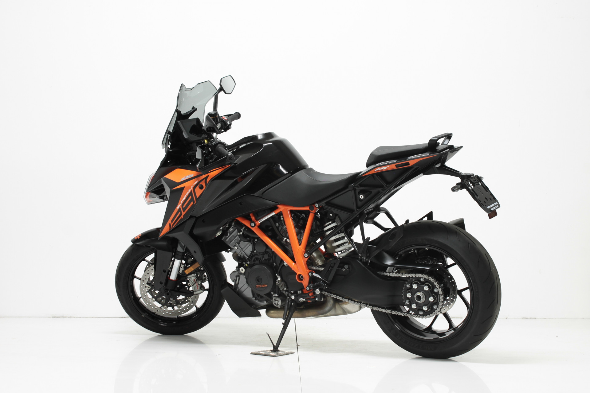 KTM 1290 Super Duke GT-image-3