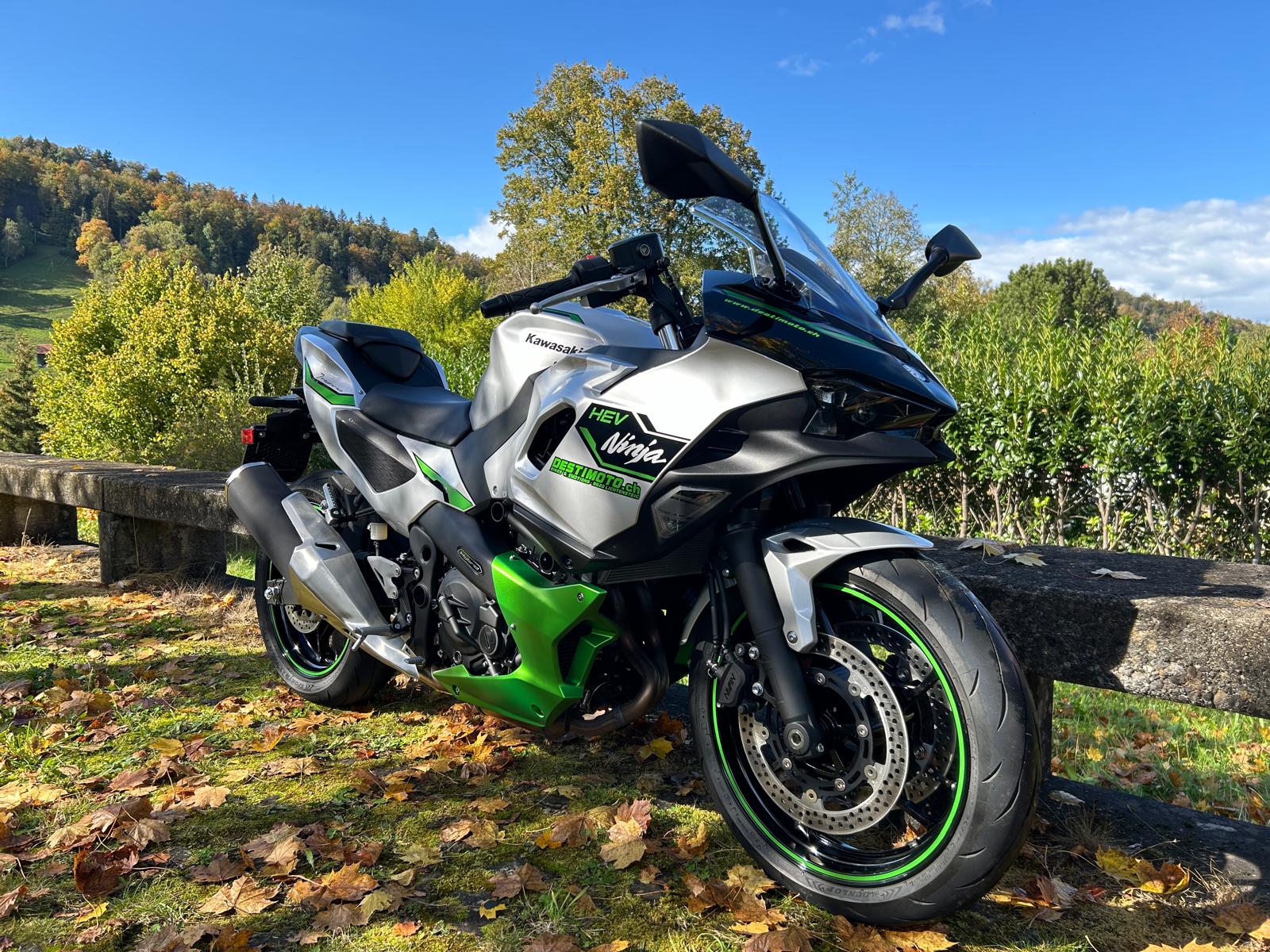 KAWASAKI NINJA 7 HYBRID-image-2