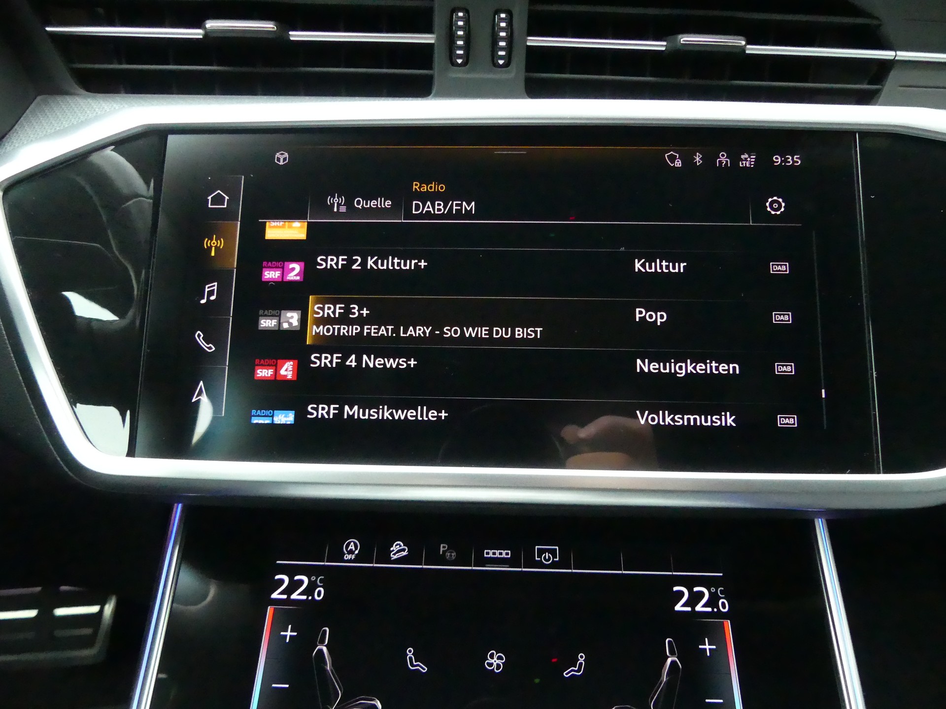 AUDI A6 allroad 40 TDI quattro tiptronic-image-14