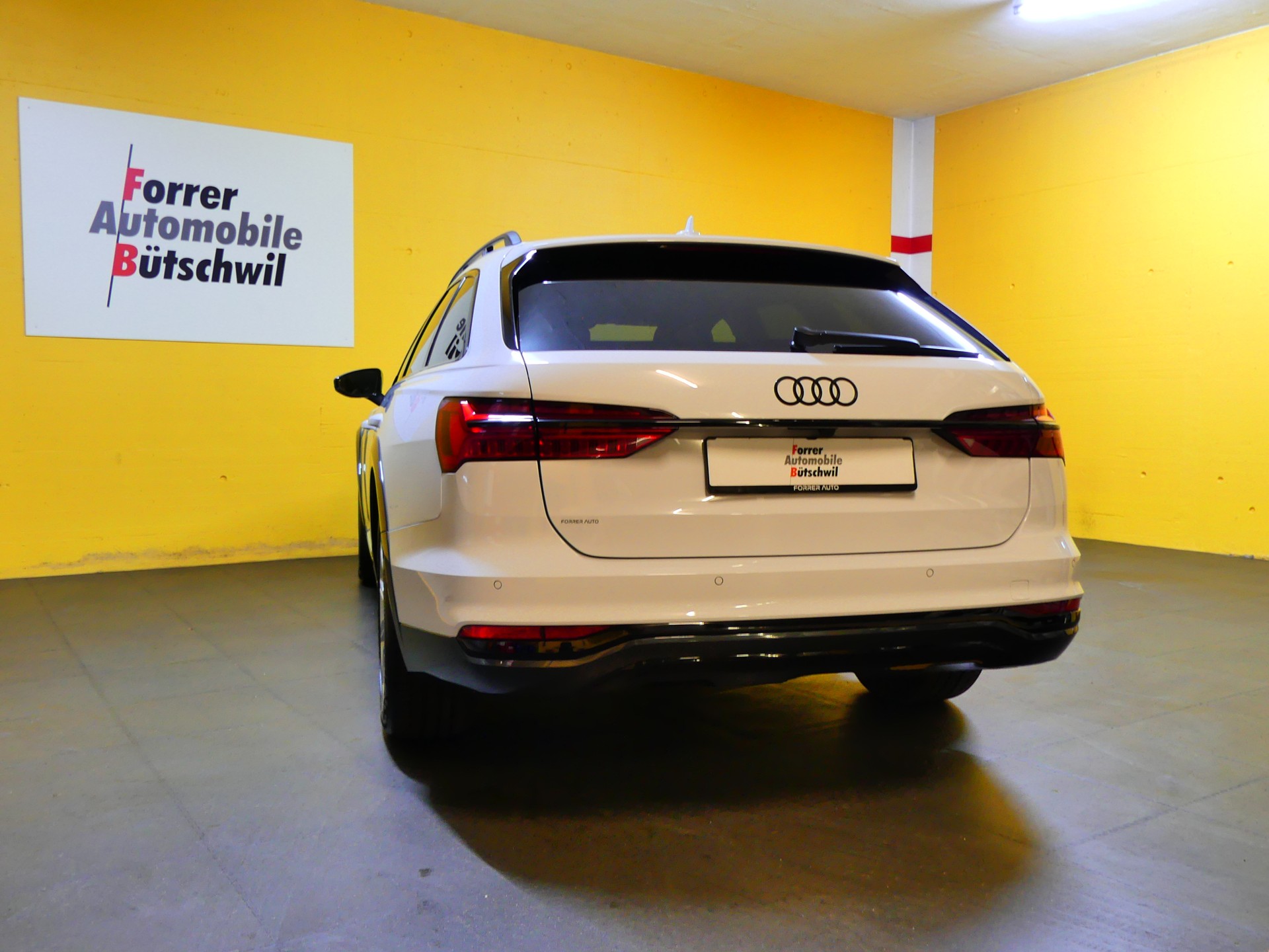 AUDI A6 allroad 40 TDI quattro tiptronic-image-3