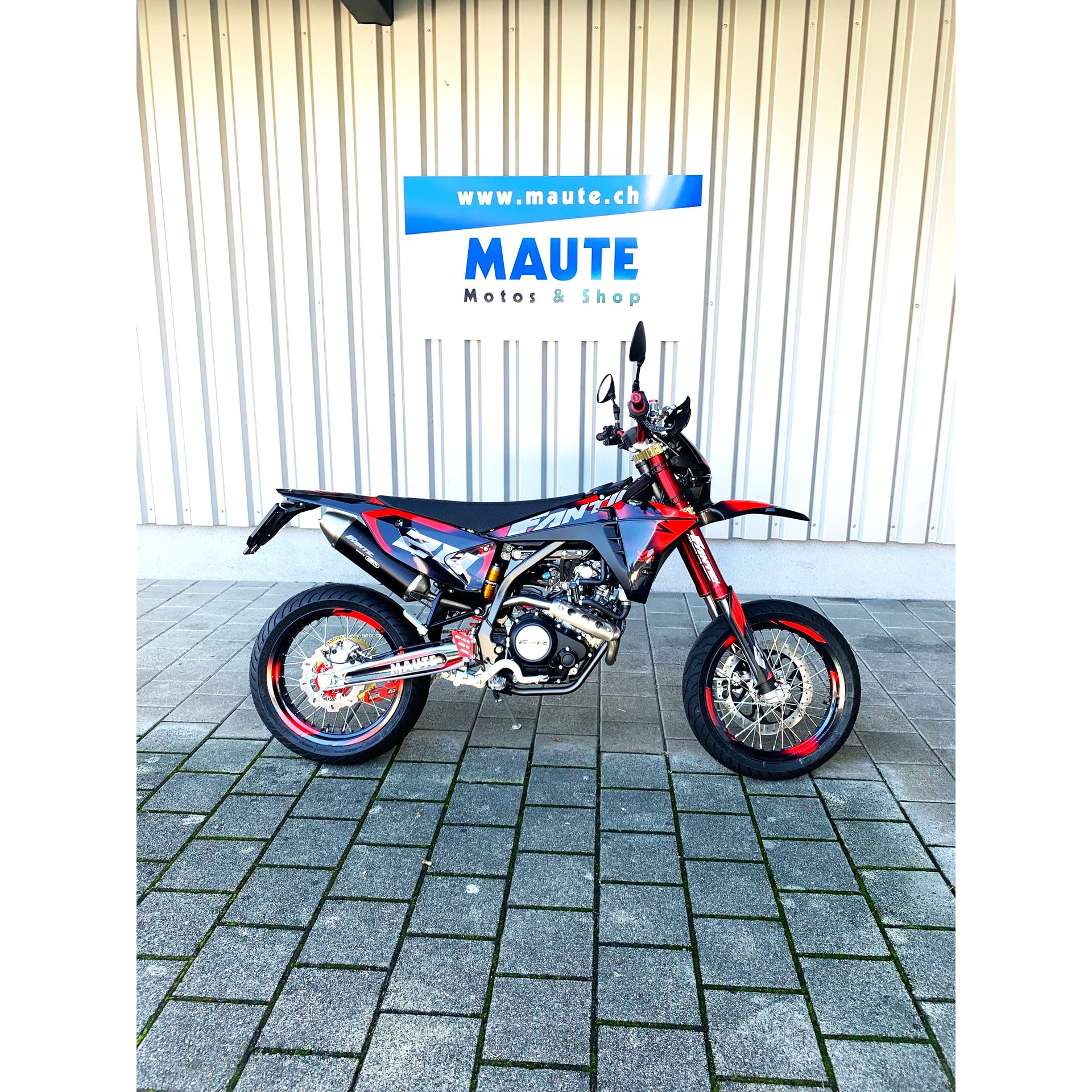 FANTIC XMF 125 Competition Motard-image-0