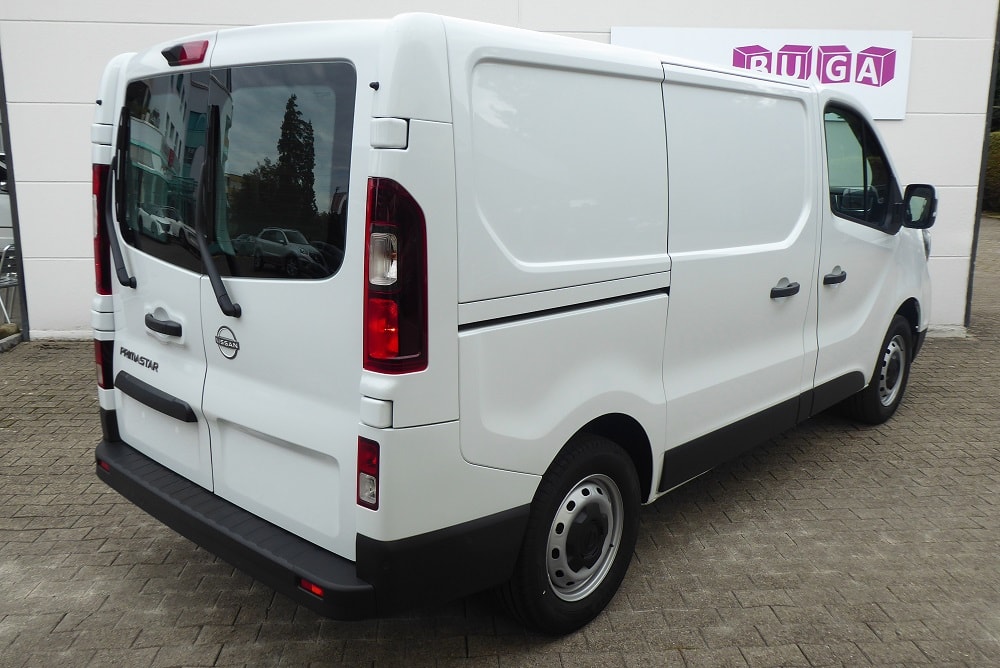 NISSAN Primastar dCi 130 3.0 L1H1 Acenta-image-10
