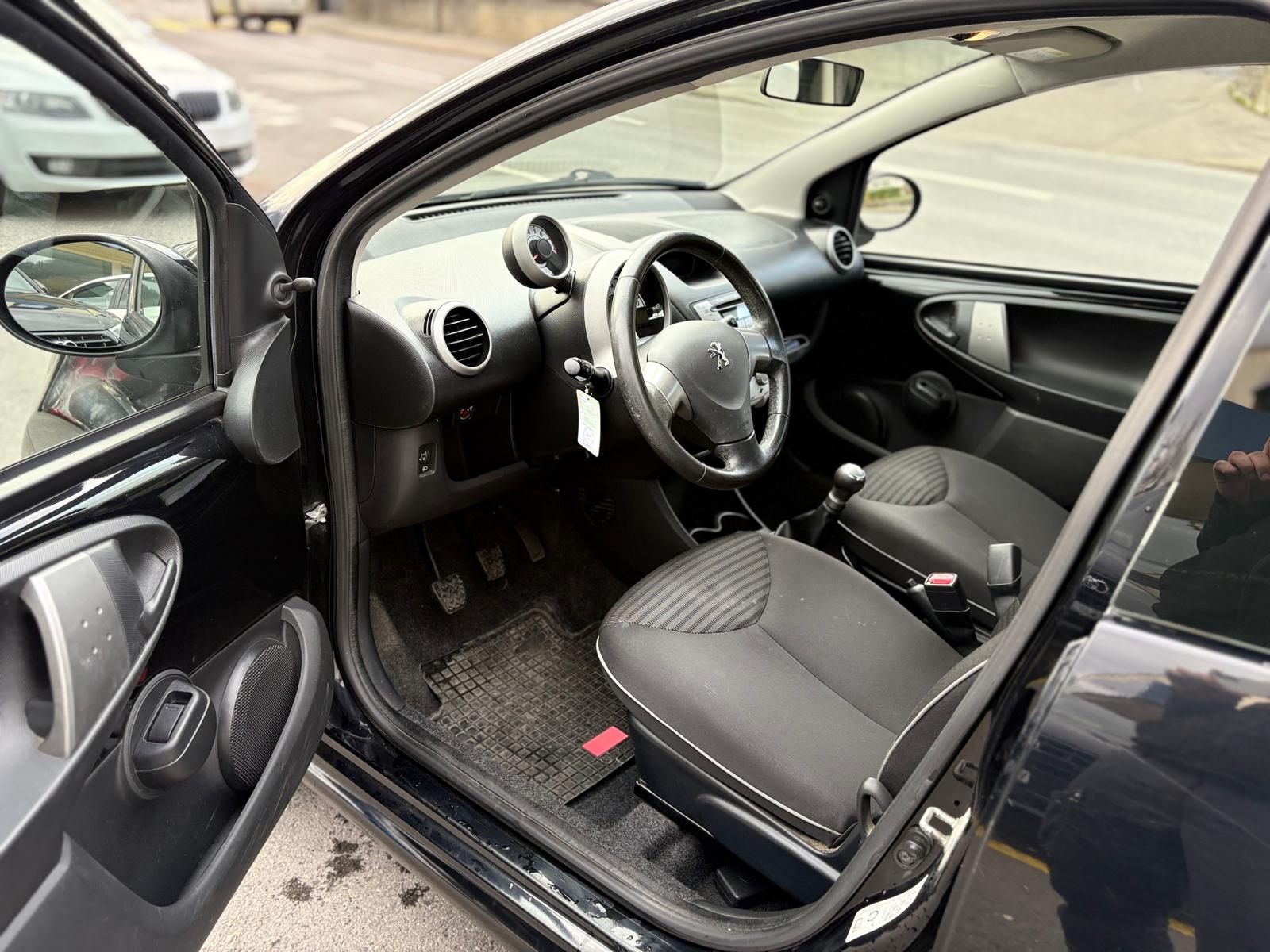 PEUGEOT 107 1.0 Style-image-8