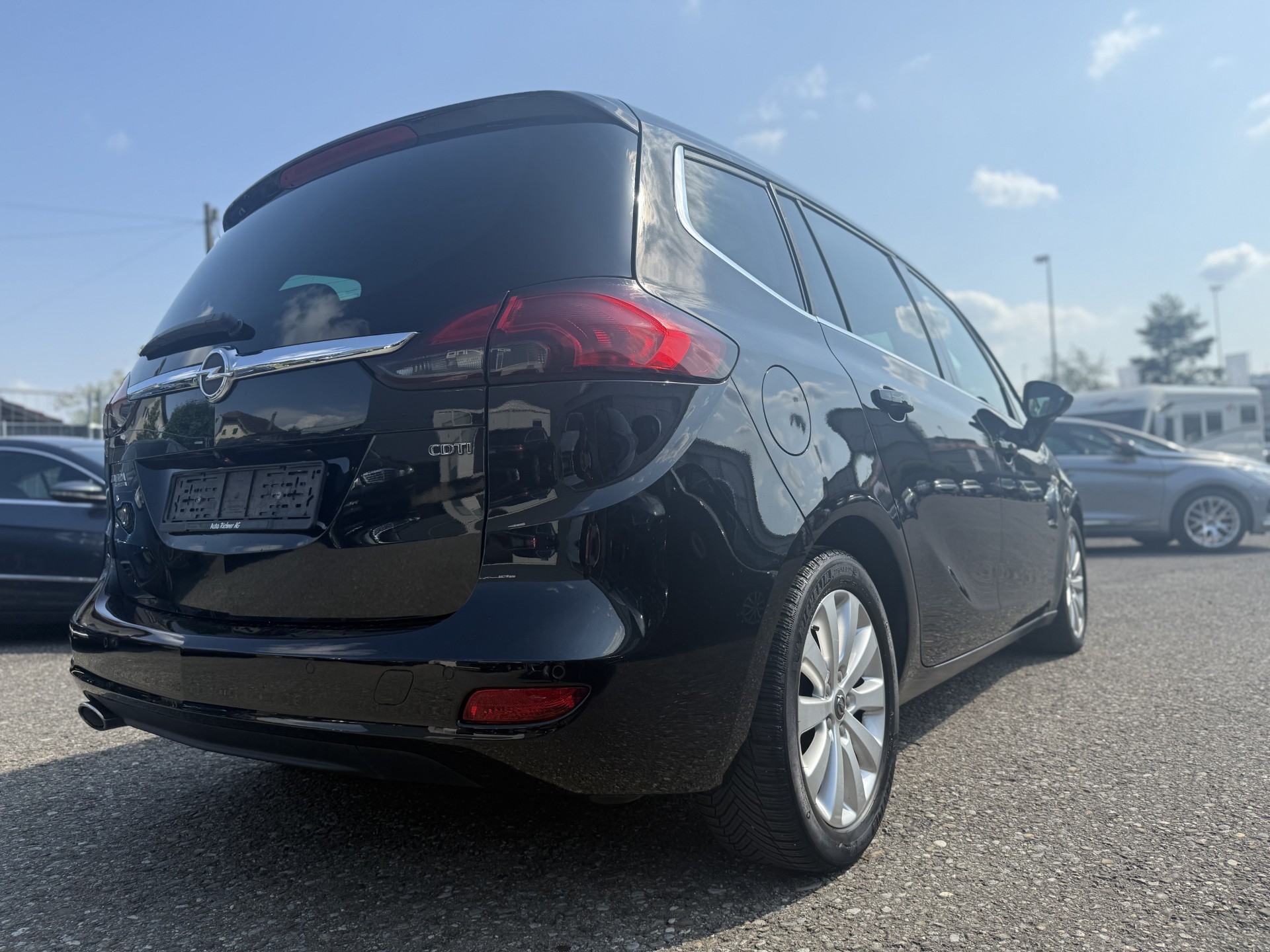 OPEL Zafira Tourer 2.0 CDTi Drive Automatic-image-5