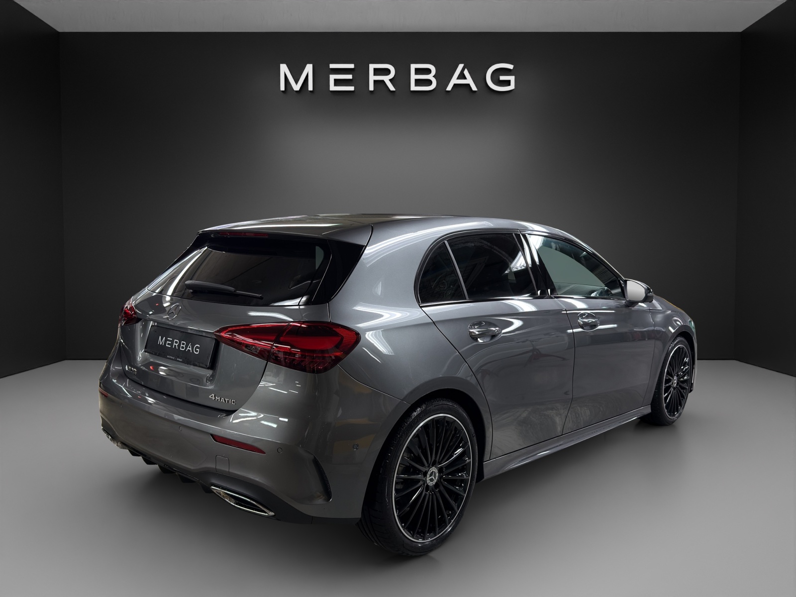MERCEDES-BENZ A 220 4Matic 8G-DCT-image-4
