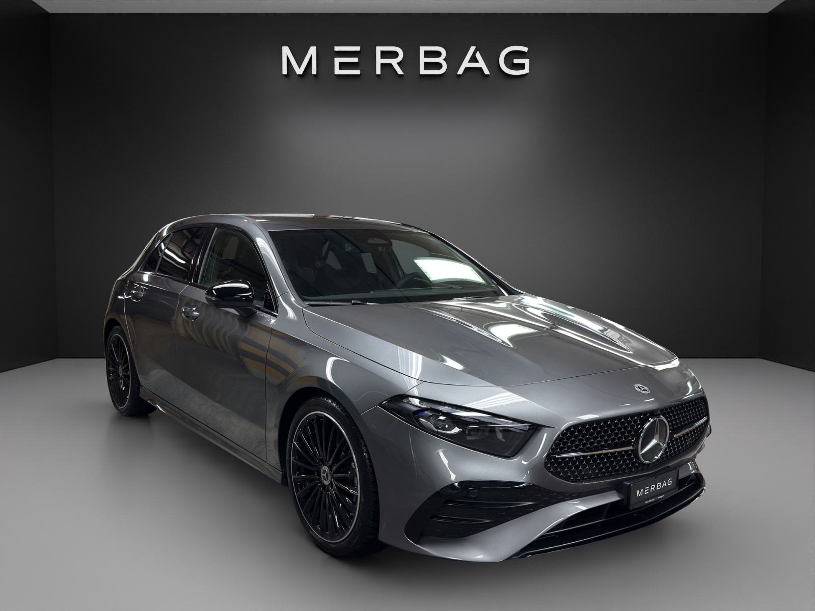 MERCEDES-BENZ A 220 4Matic 8G-DCT-image-5